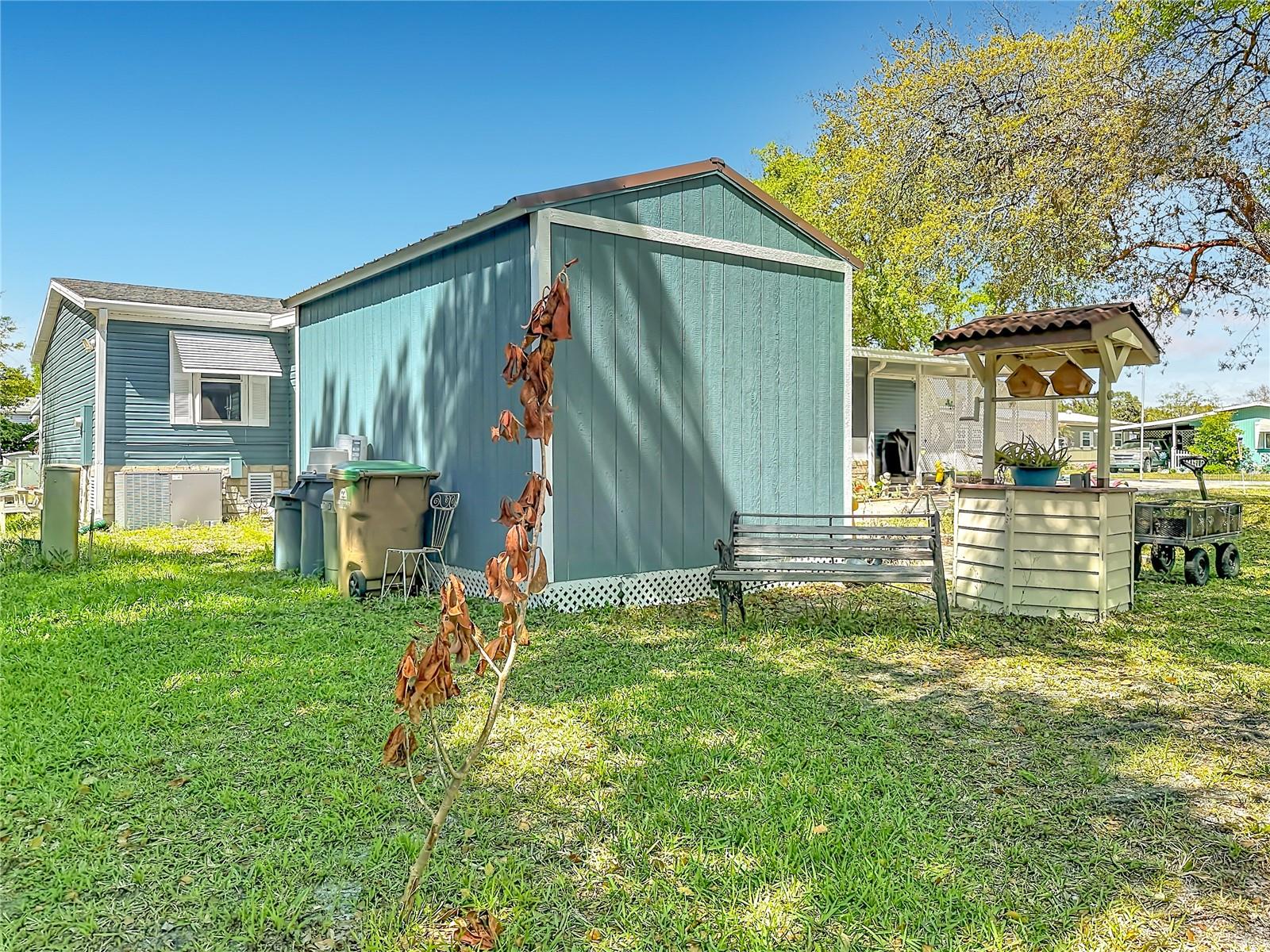 2523 KAREN DR, MOUNT DORA, FL, 32757