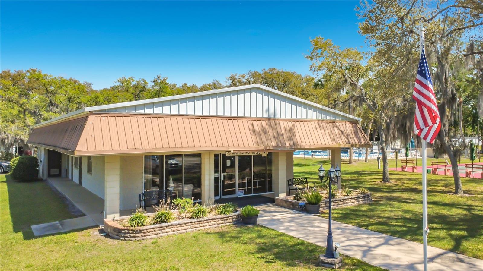2523 KAREN DR, MOUNT DORA, FL, 32757
