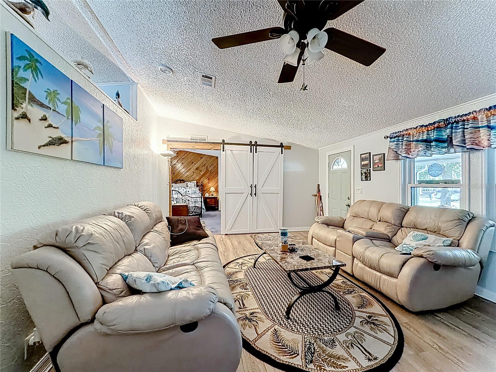 2523 KAREN DR, MOUNT DORA, FL, 32757