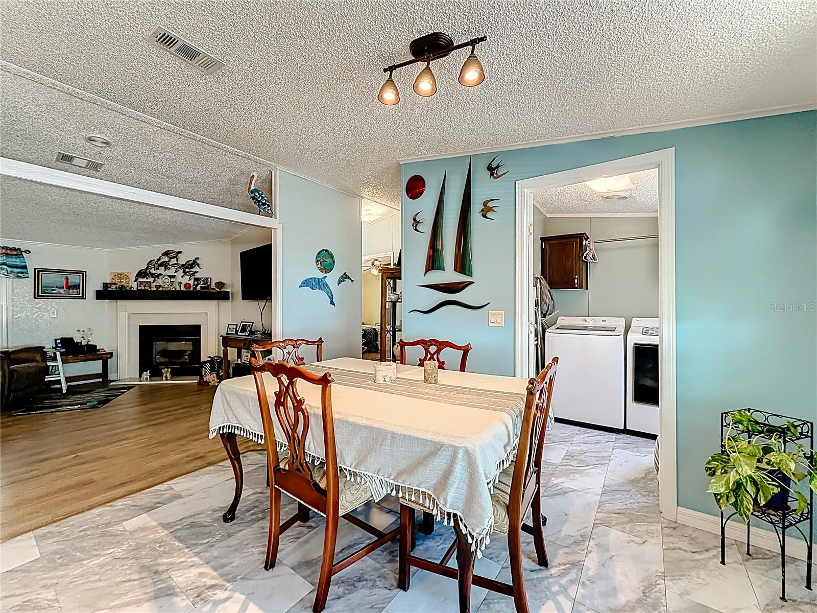2523 KAREN DR, MOUNT DORA, FL, 32757