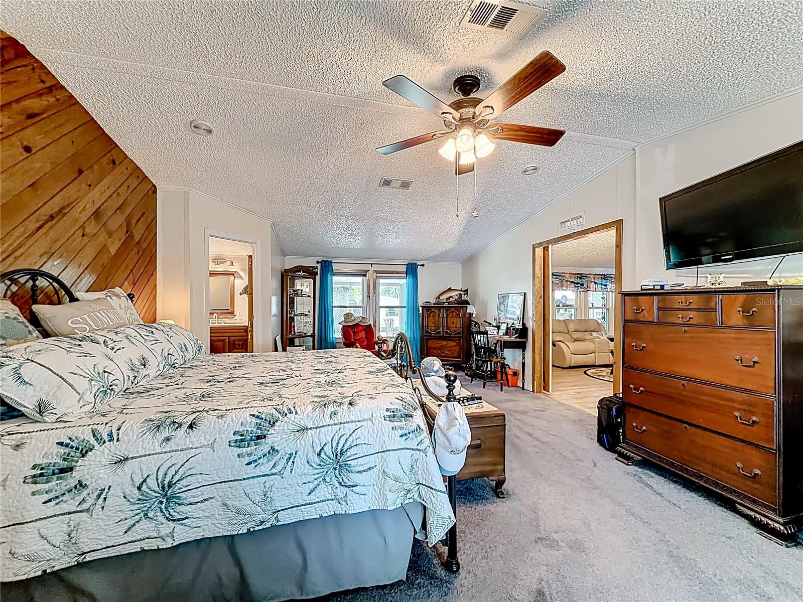 2523 KAREN DR, MOUNT DORA, FL, 32757