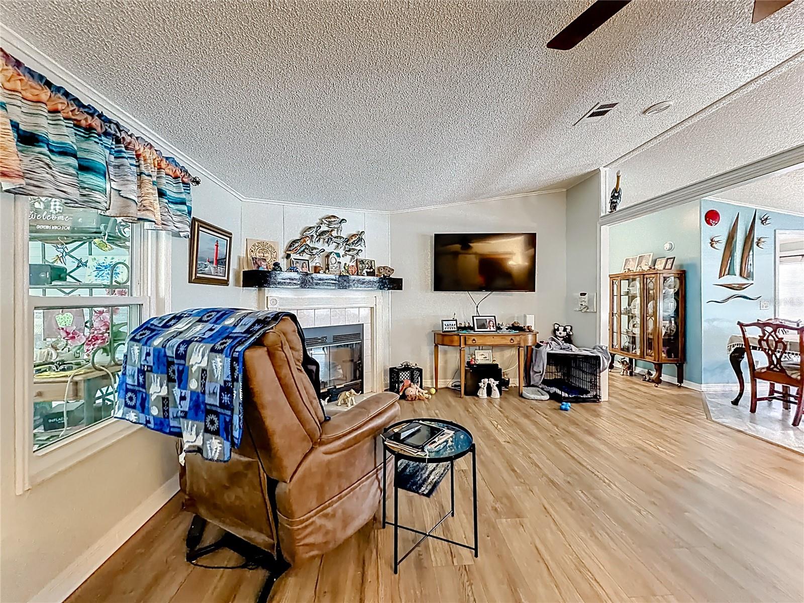 2523 KAREN DR, MOUNT DORA, FL, 32757
