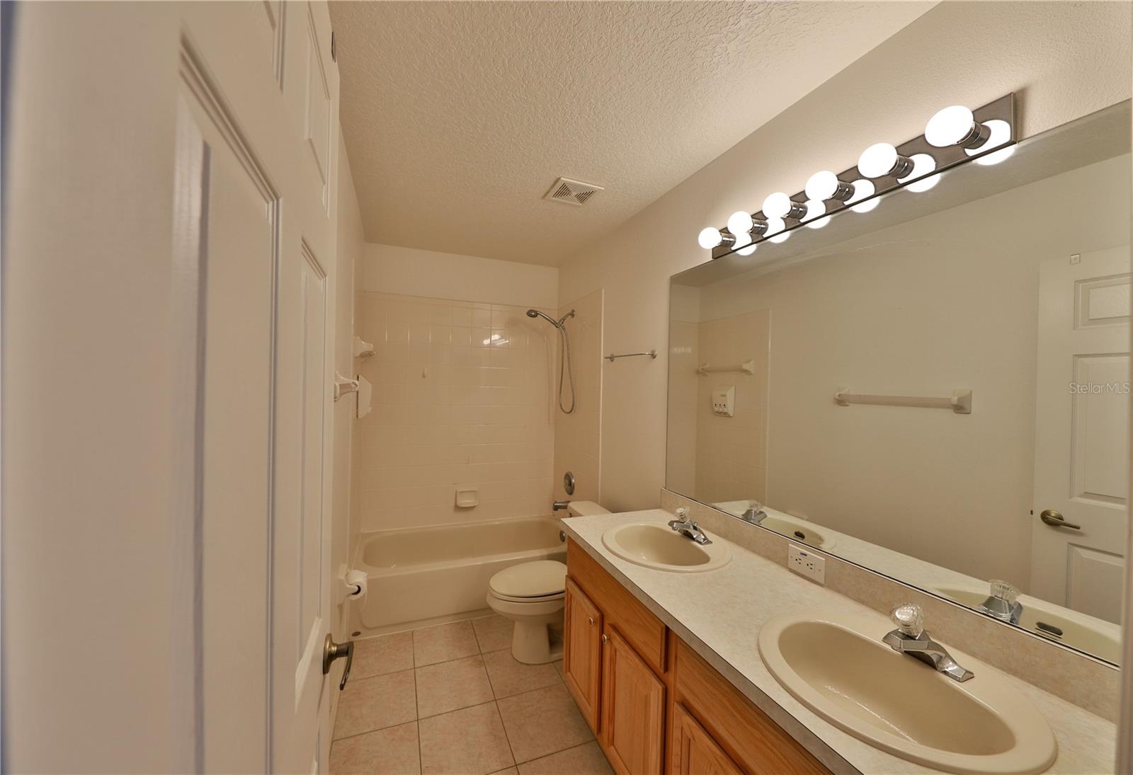 363 TWELVE OAKS DR, WINTER SPRINGS, FL, 32708