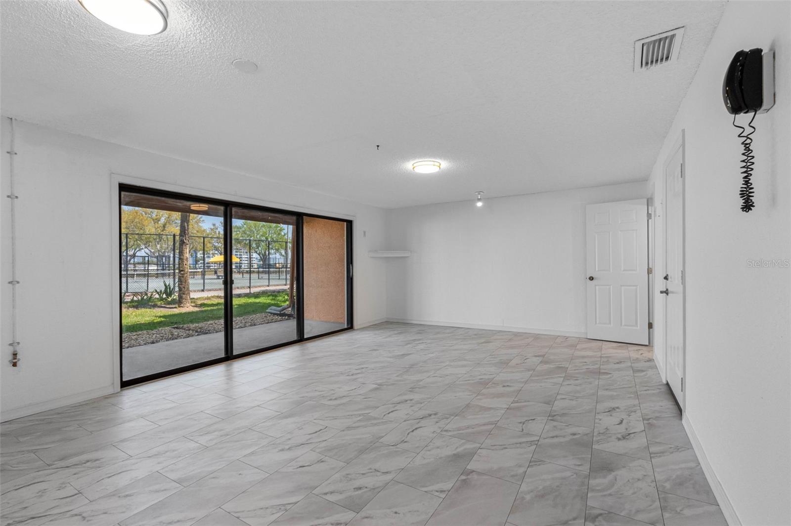 430 SANDY HOOK RD, TREASURE ISLAND, FL, 33706