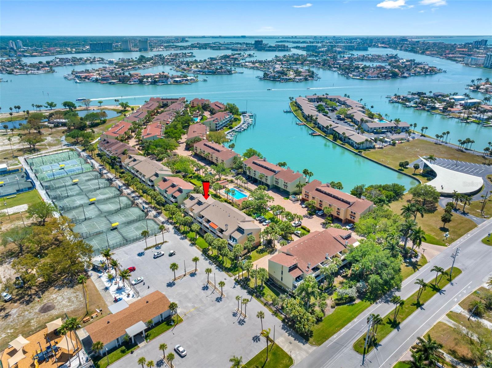 430 SANDY HOOK RD, TREASURE ISLAND, FL, 33706