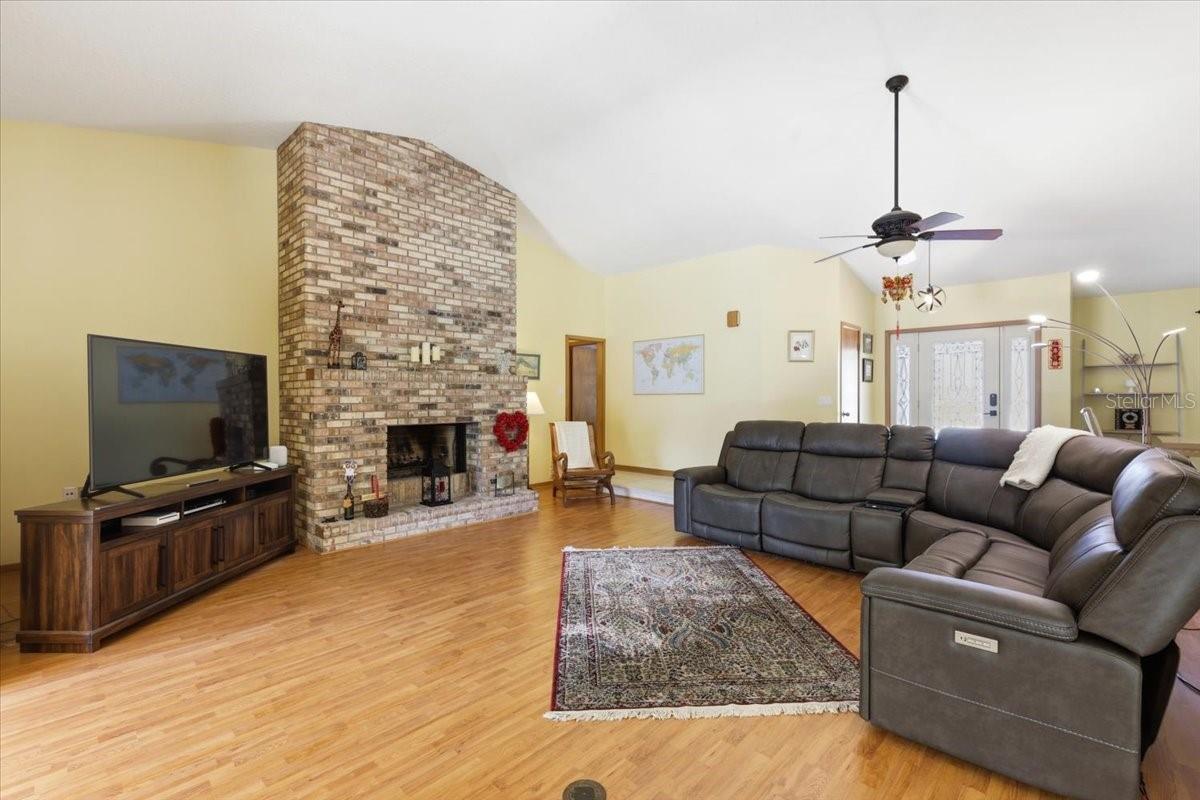 208 ORANGE RIDGE CIR, LONGWOOD, FL, 32779