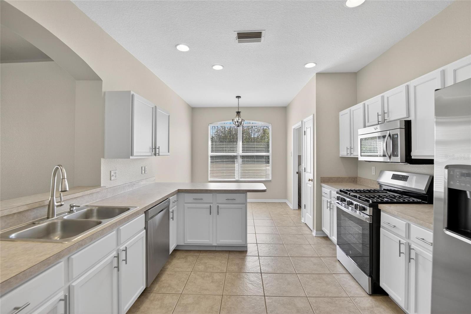 5714 HAWKGROVE PL, LITHIA, FL, 33547