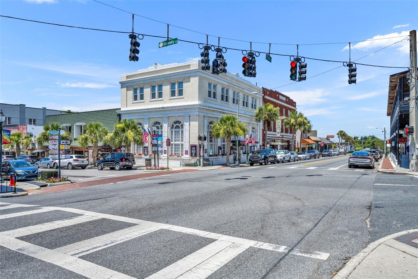 140 N JOHNS ST, MOUNT DORA, FL, 32757