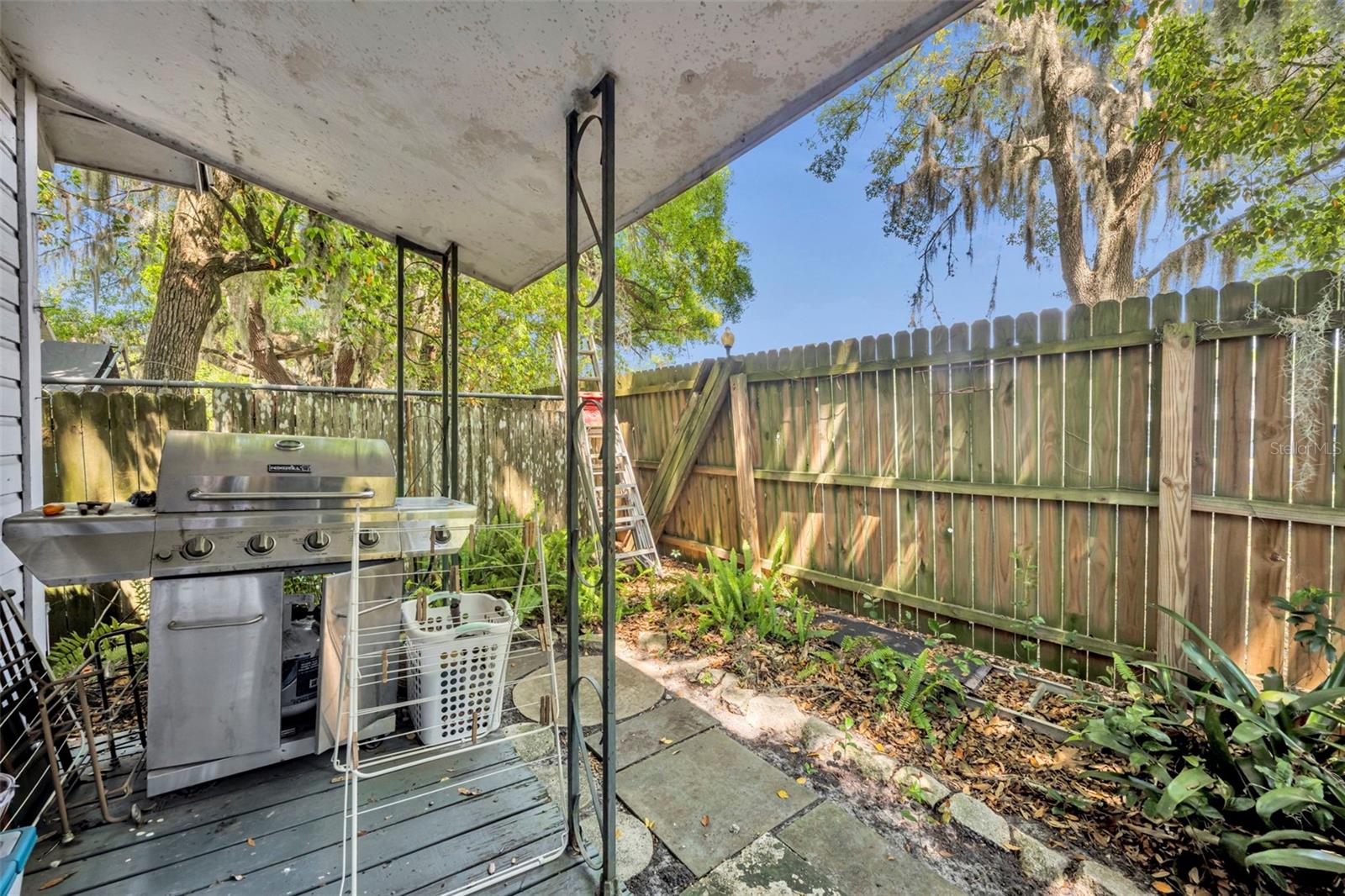 140 N JOHNS ST, MOUNT DORA, FL, 32757