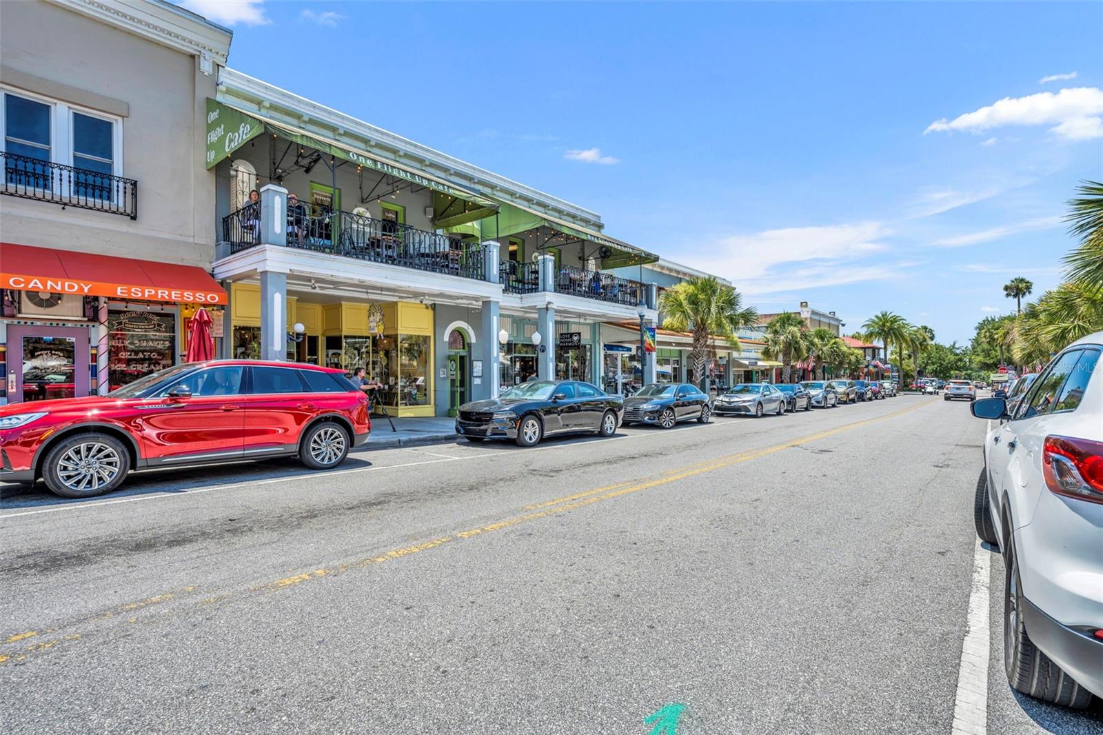 140 N JOHNS ST, MOUNT DORA, FL, 32757