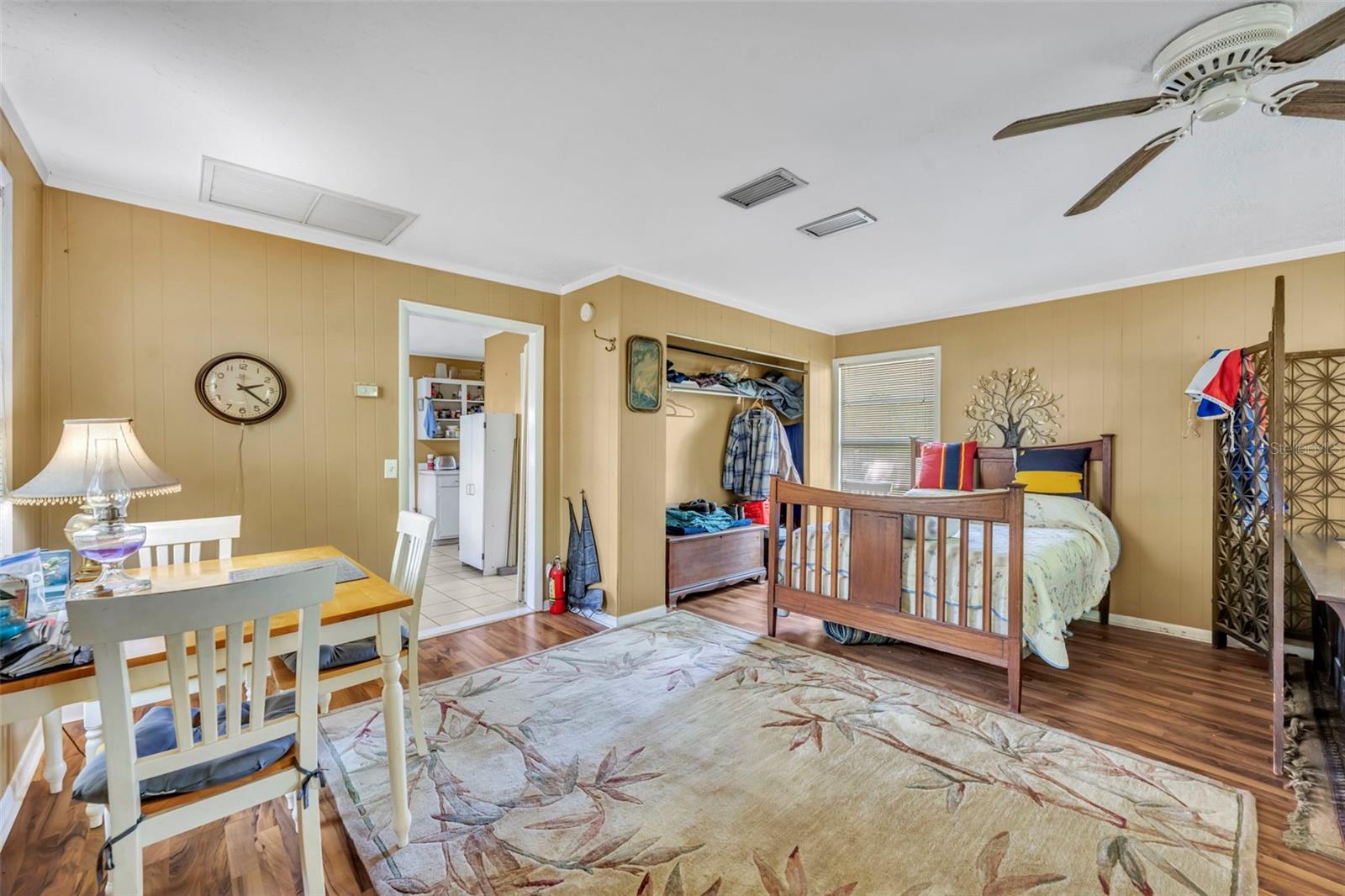 140 N JOHNS ST, MOUNT DORA, FL, 32757