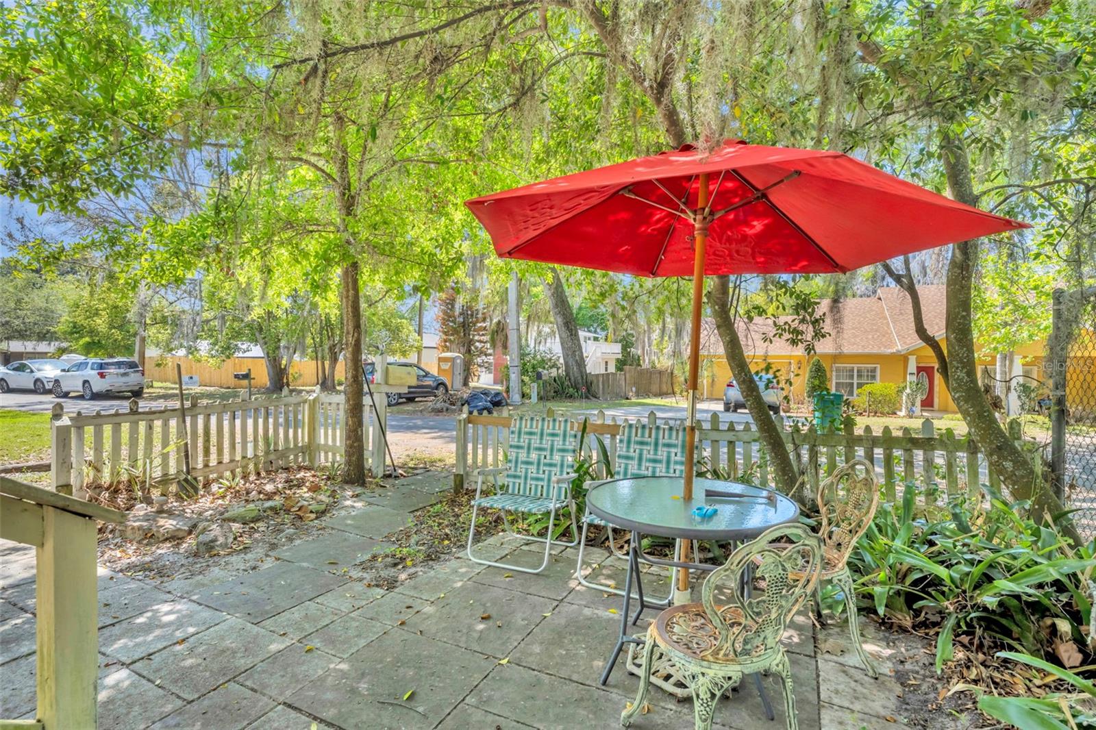 140 N JOHNS ST, MOUNT DORA, FL, 32757