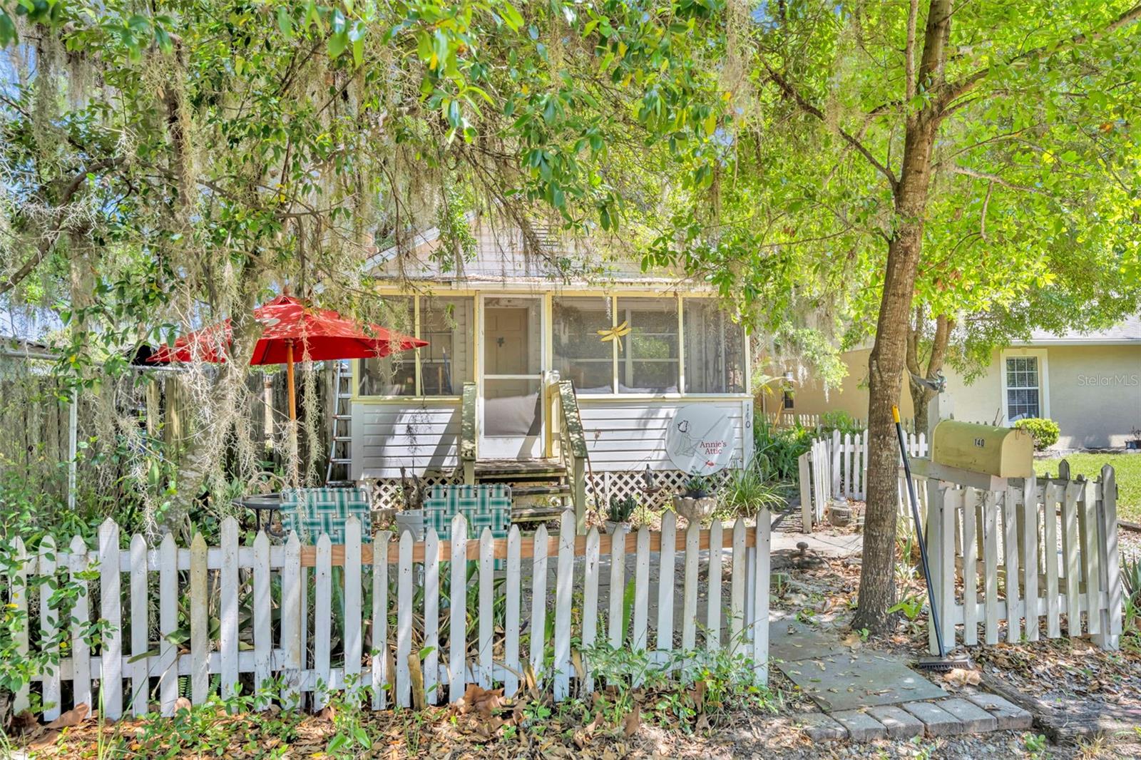 140 N JOHNS ST, MOUNT DORA, FL, 32757