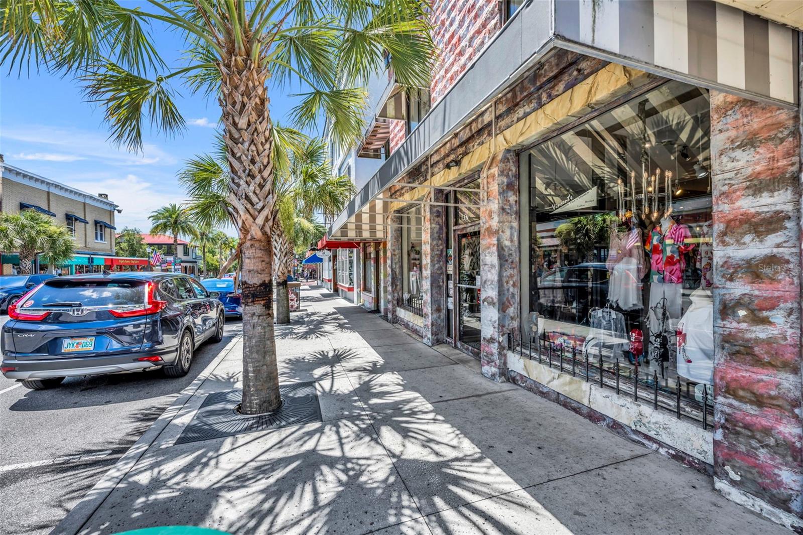 140 N JOHNS ST, MOUNT DORA, FL, 32757