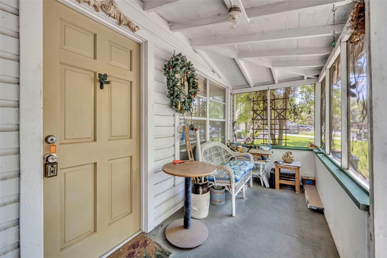 140 N JOHNS ST, MOUNT DORA, FL, 32757