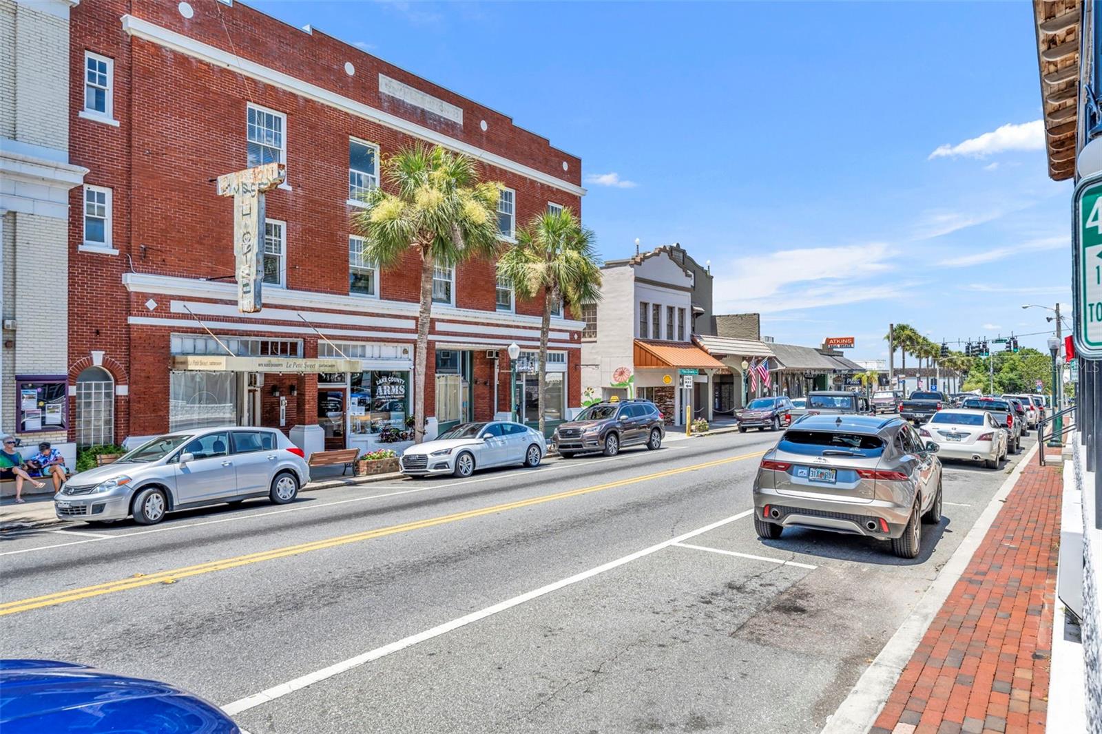 140 N JOHNS ST, MOUNT DORA, FL, 32757