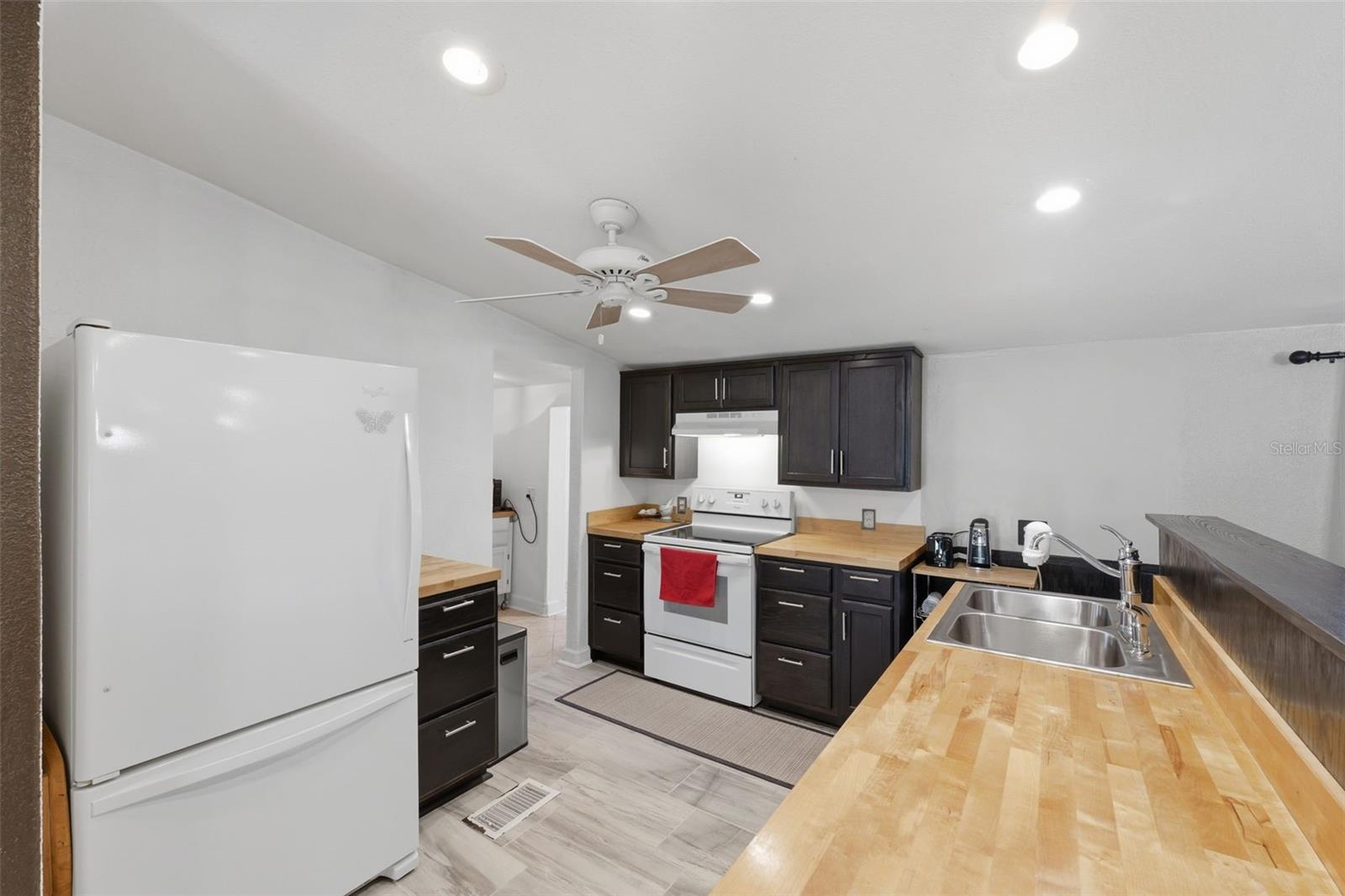 515 S COVELAKE TER, INVERNESS, FL, 34450