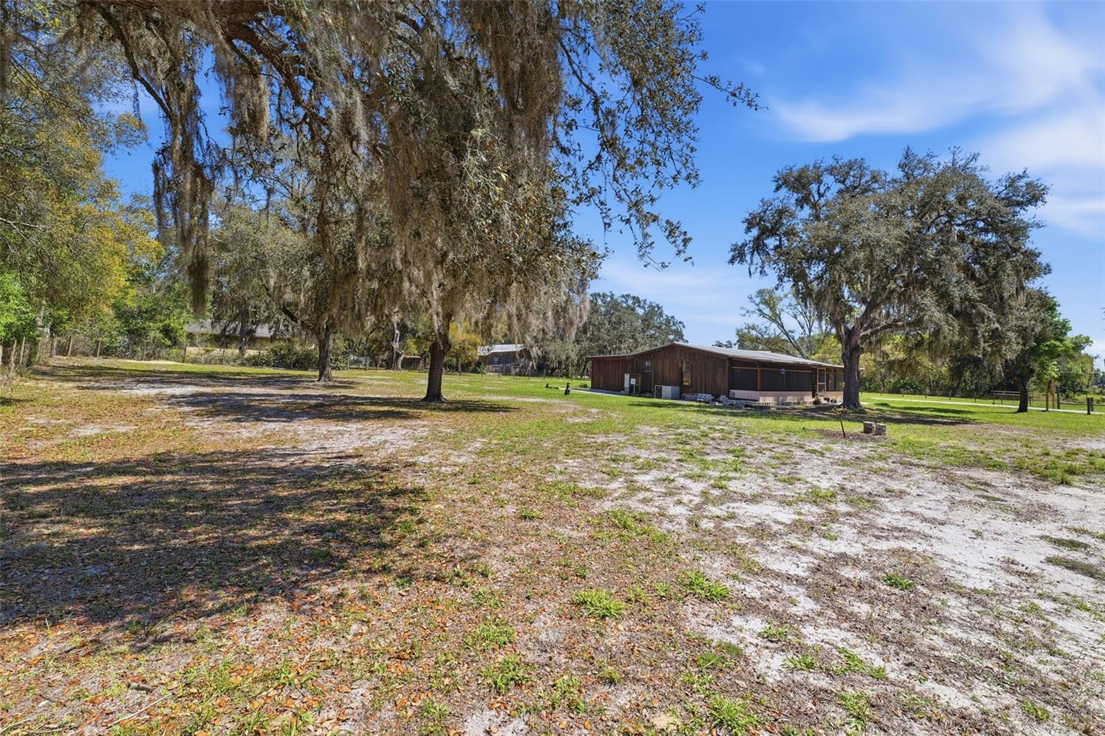 515 S COVELAKE TER, INVERNESS, FL, 34450