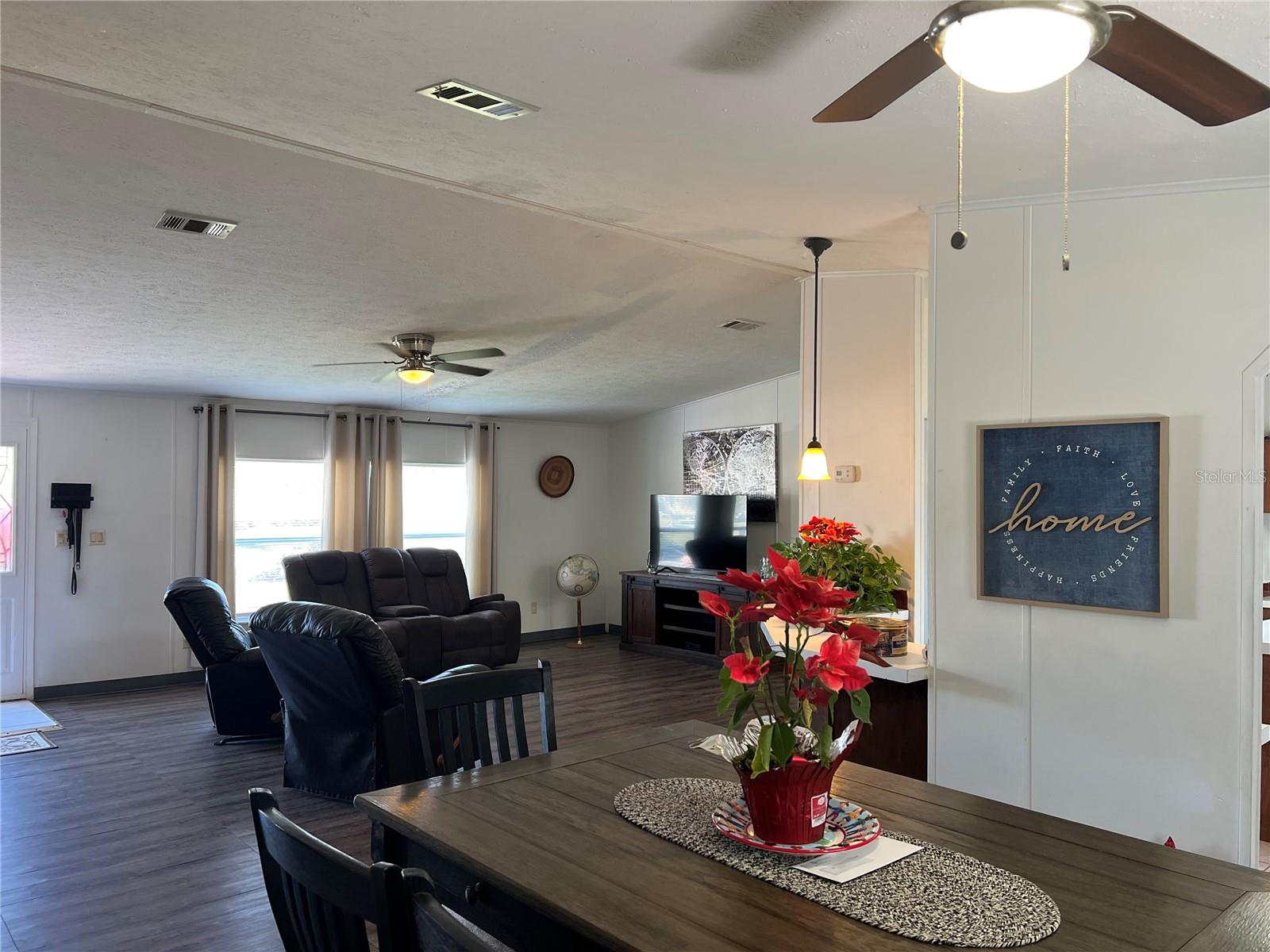 1124 DARA CAY DR, KISSIMMEE, FL, 34741