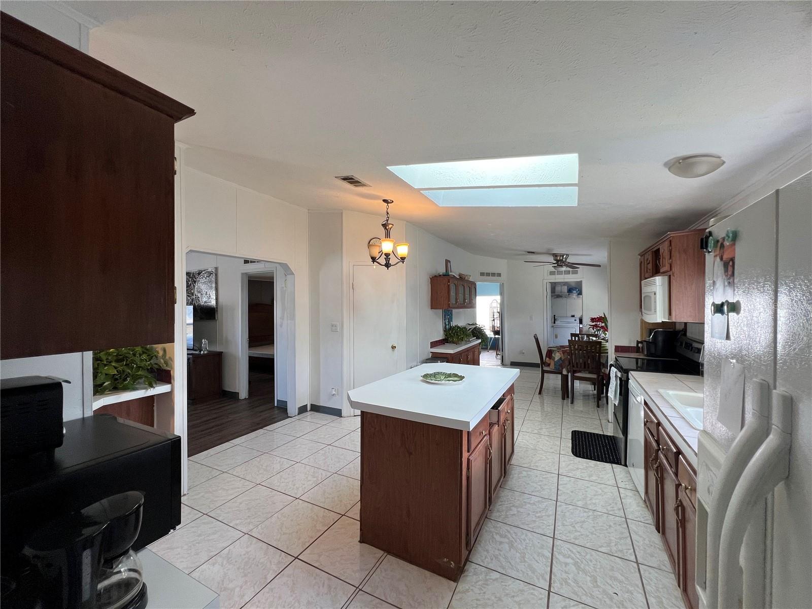 1124 DARA CAY DR, KISSIMMEE, FL, 34741