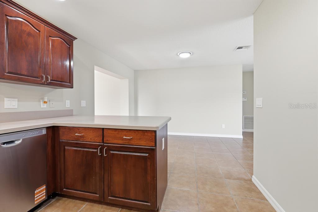 1964 MONTECITO AVE, DELTONA, FL, 32738