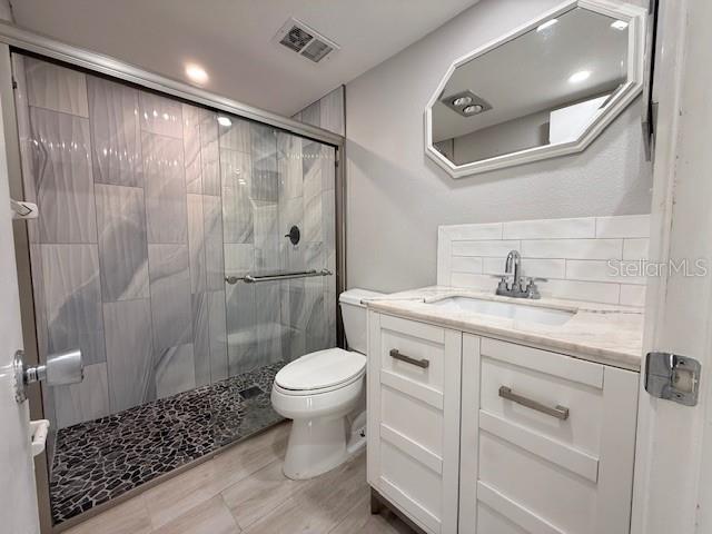 7351 W COUNTRY CLUB DR N #105, SARASOTA, FL, 34243