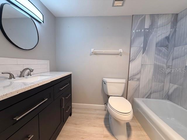 7351 W COUNTRY CLUB DR N #105, SARASOTA, FL, 34243