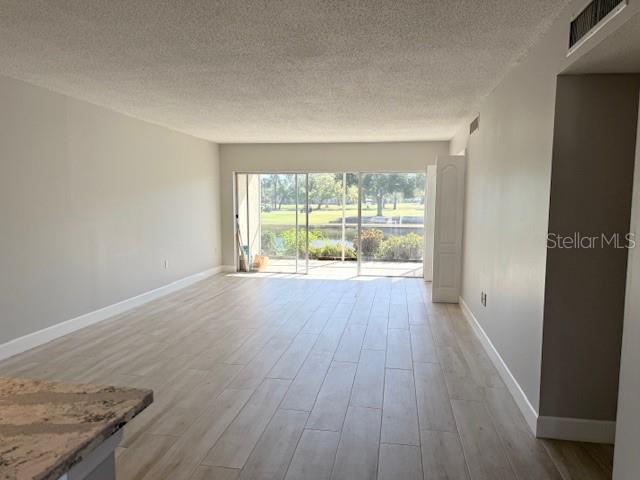7351 W COUNTRY CLUB DR N #105, SARASOTA, FL, 34243