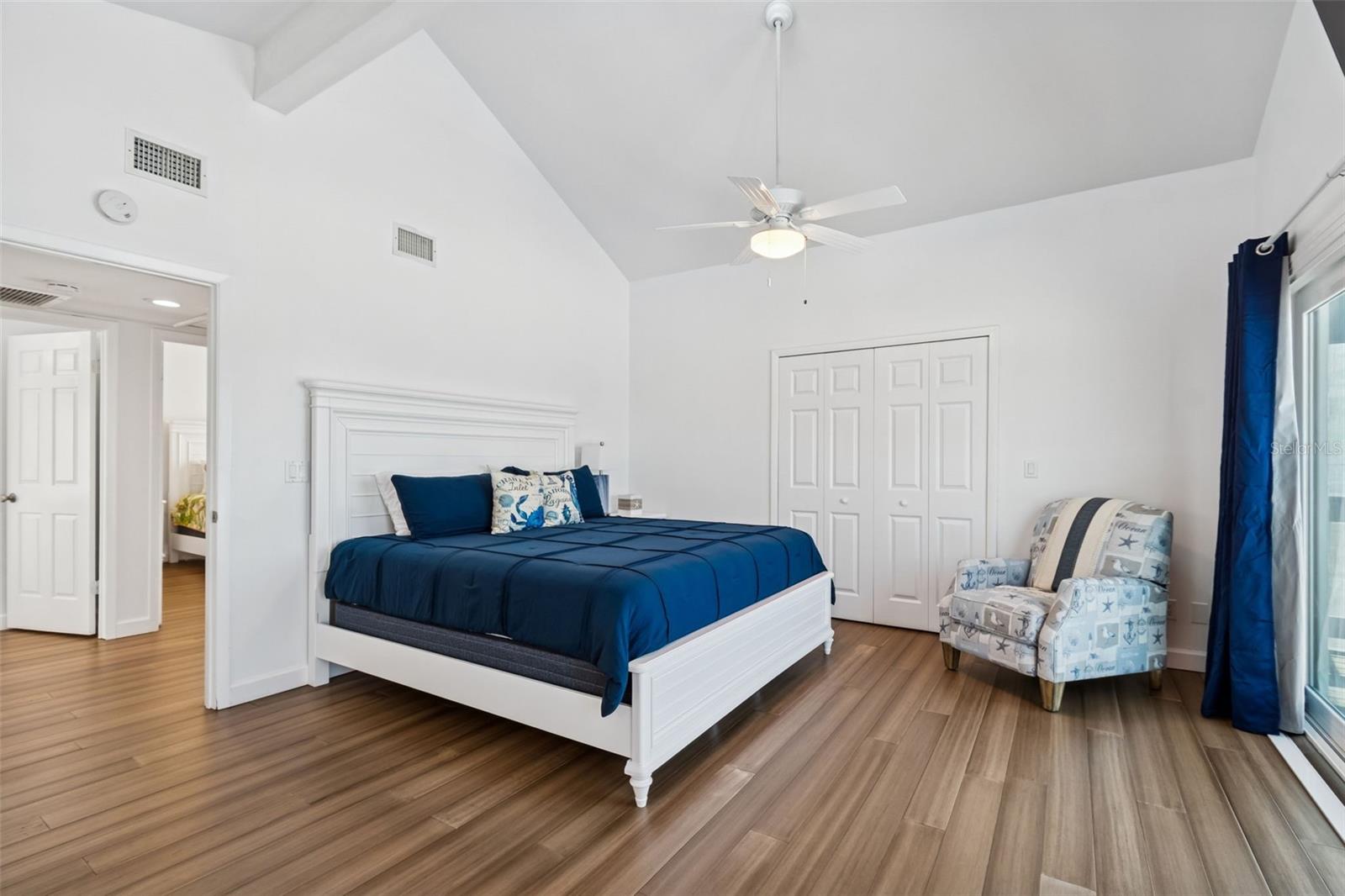 8432 W GULF BLVD #Sailfish, TREASURE ISLAND, FL, 33706