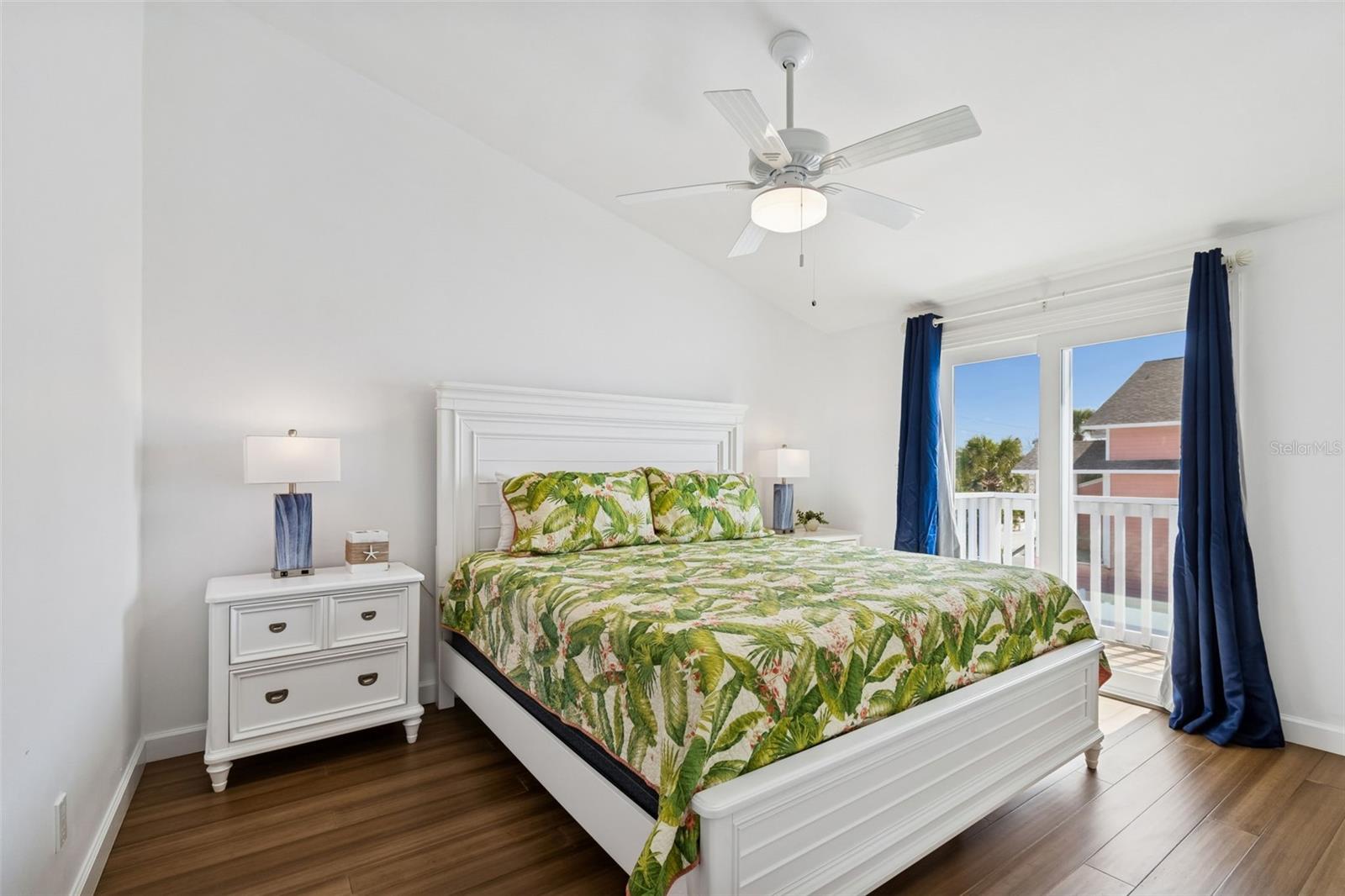 8432 W GULF BLVD #Sailfish, TREASURE ISLAND, FL, 33706