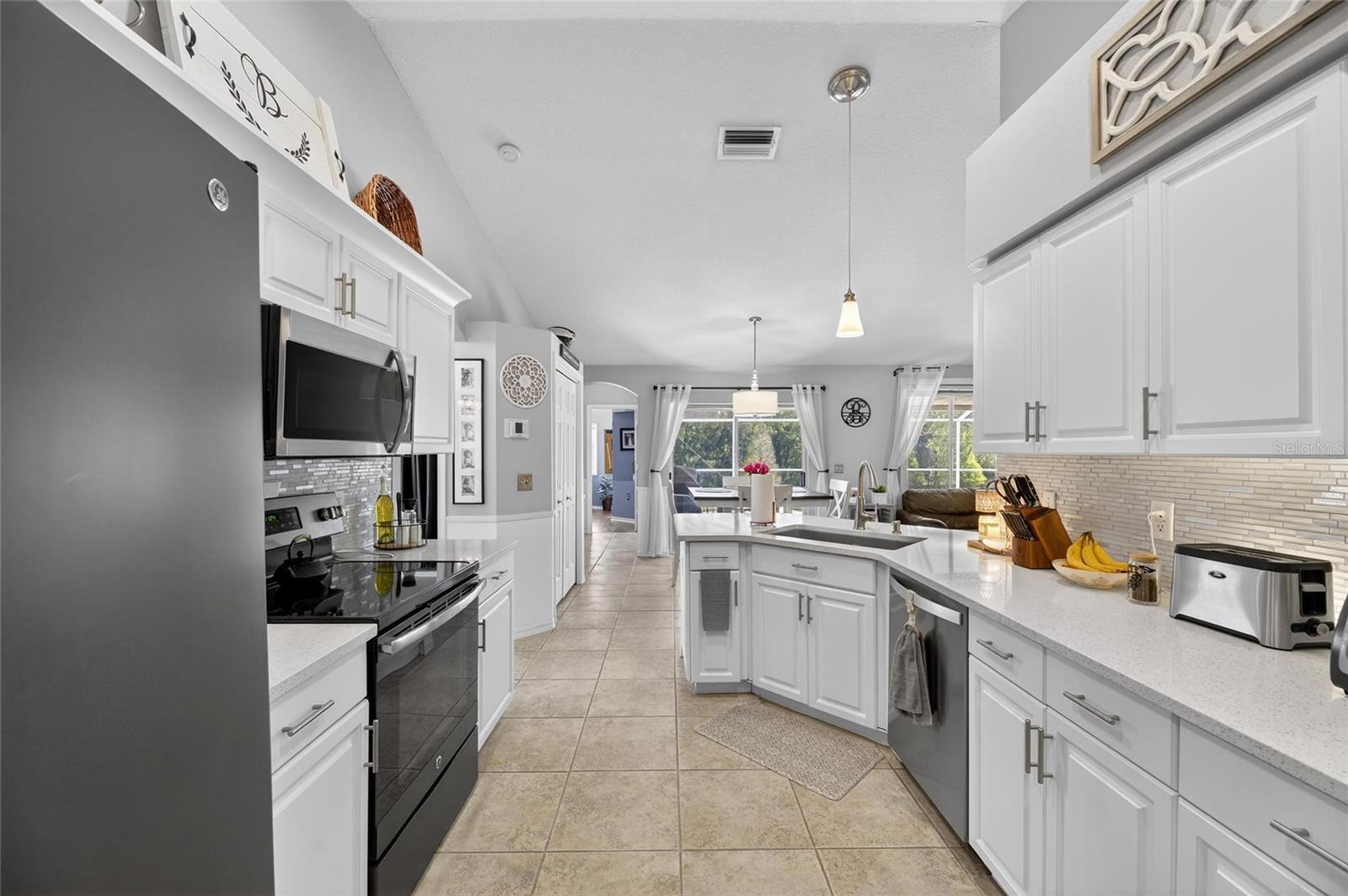 12828 RAYSBROOK DR, RIVERVIEW, FL, 33569