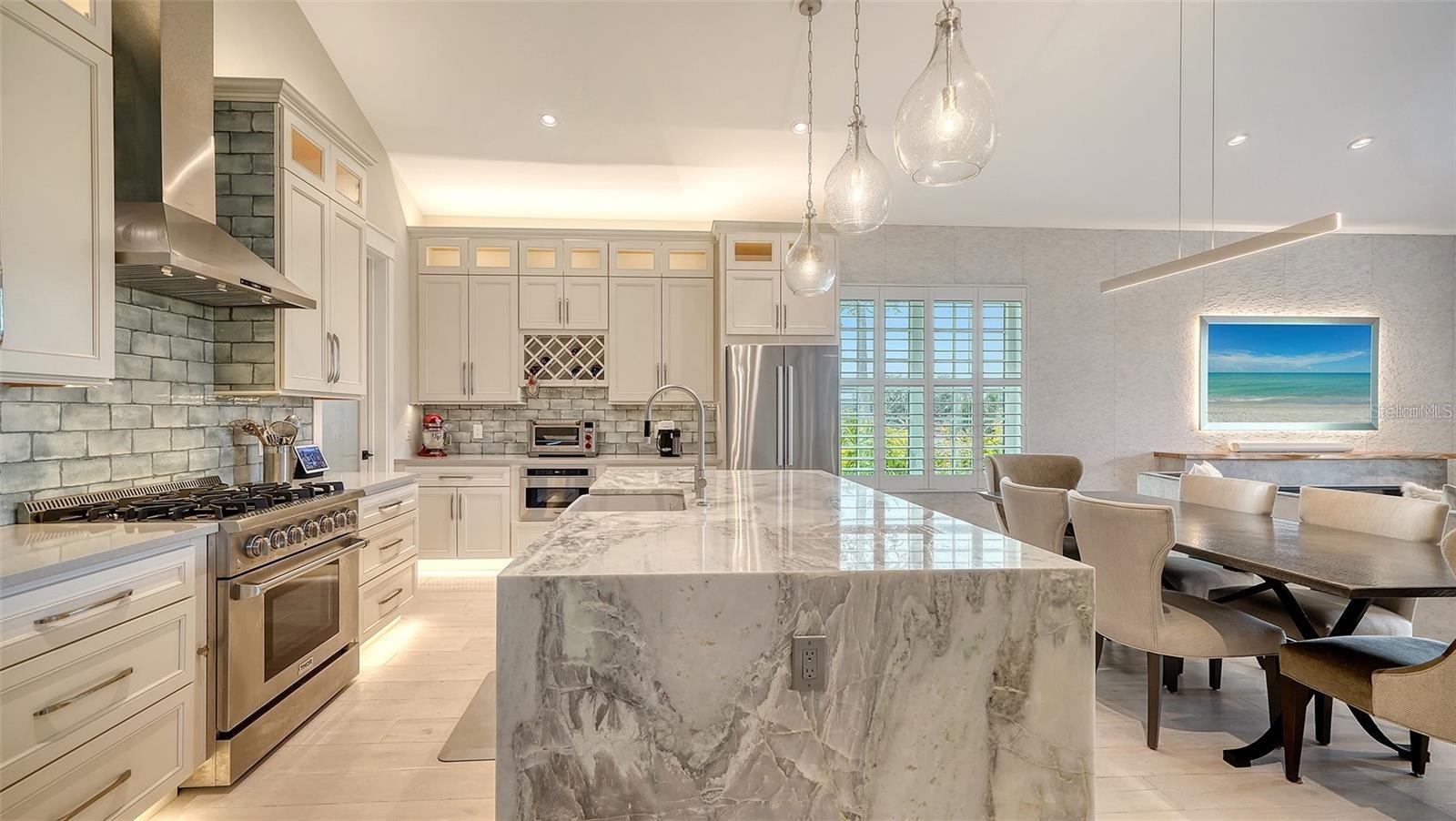 5930 BRIARWOOD AVE, SARASOTA, FL, 34231
