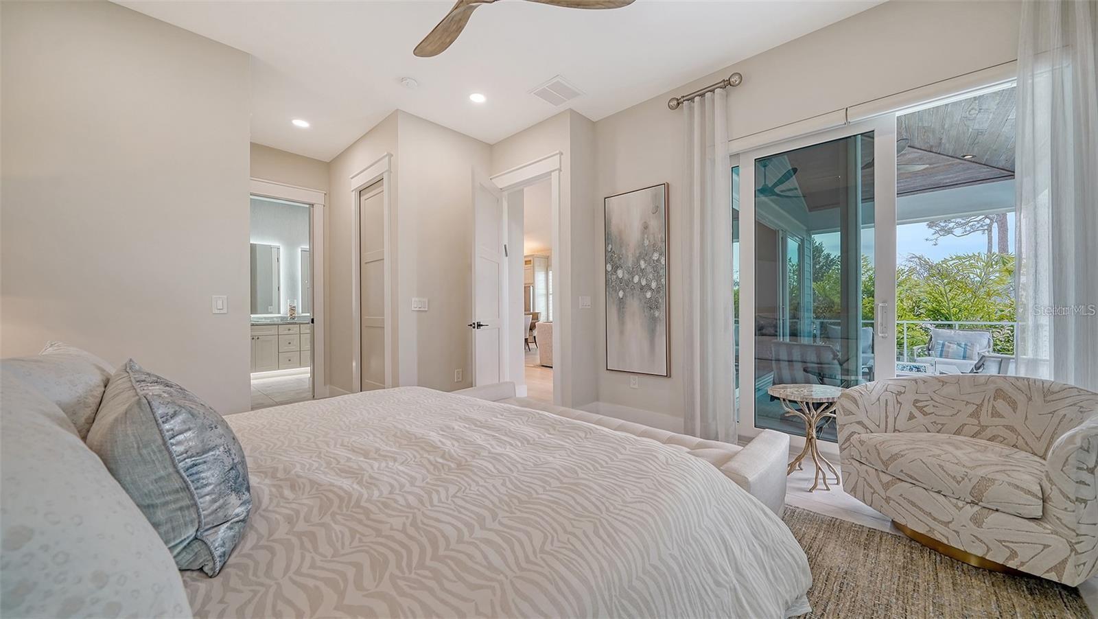 5930 BRIARWOOD AVE, SARASOTA, FL, 34231