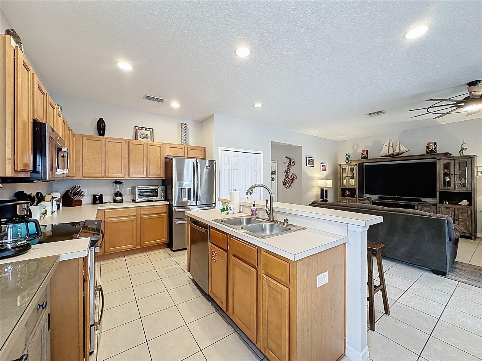 163 TIGERLILY CT, DAVENPORT, FL, 33837