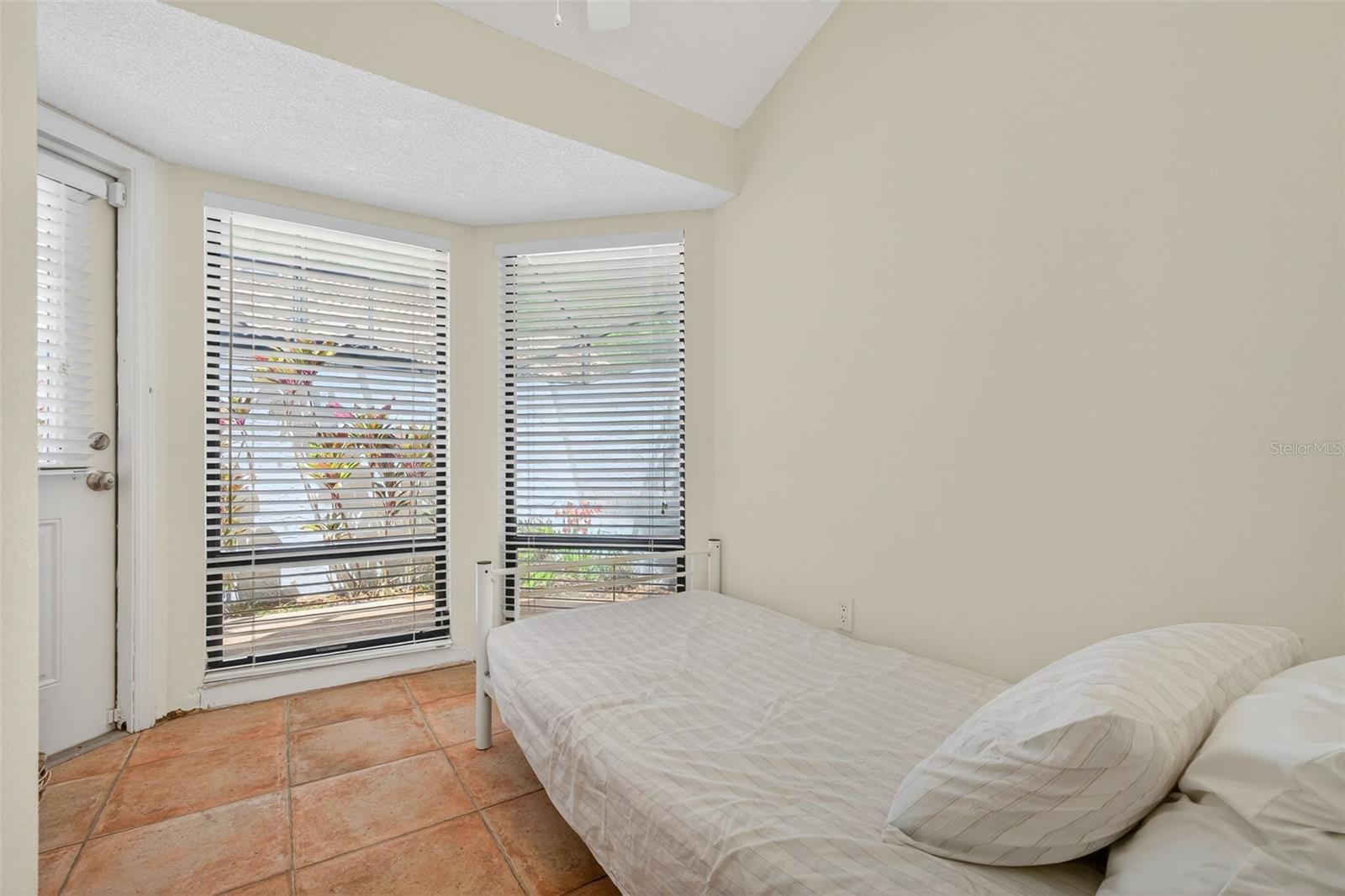 4750 TIVOLI AVE, SARASOTA, FL, 34235