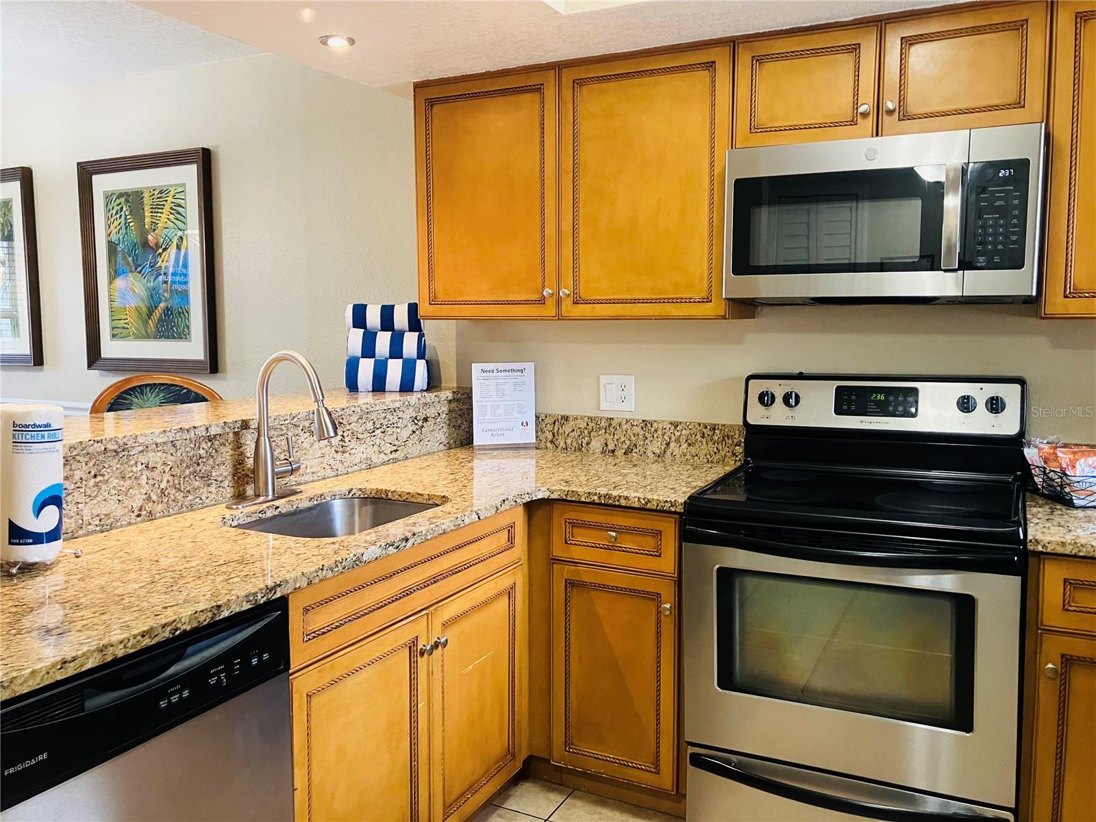 1024 BASEBALL AND BOARDWALK CT, KISSIMMEE, FL, 34746