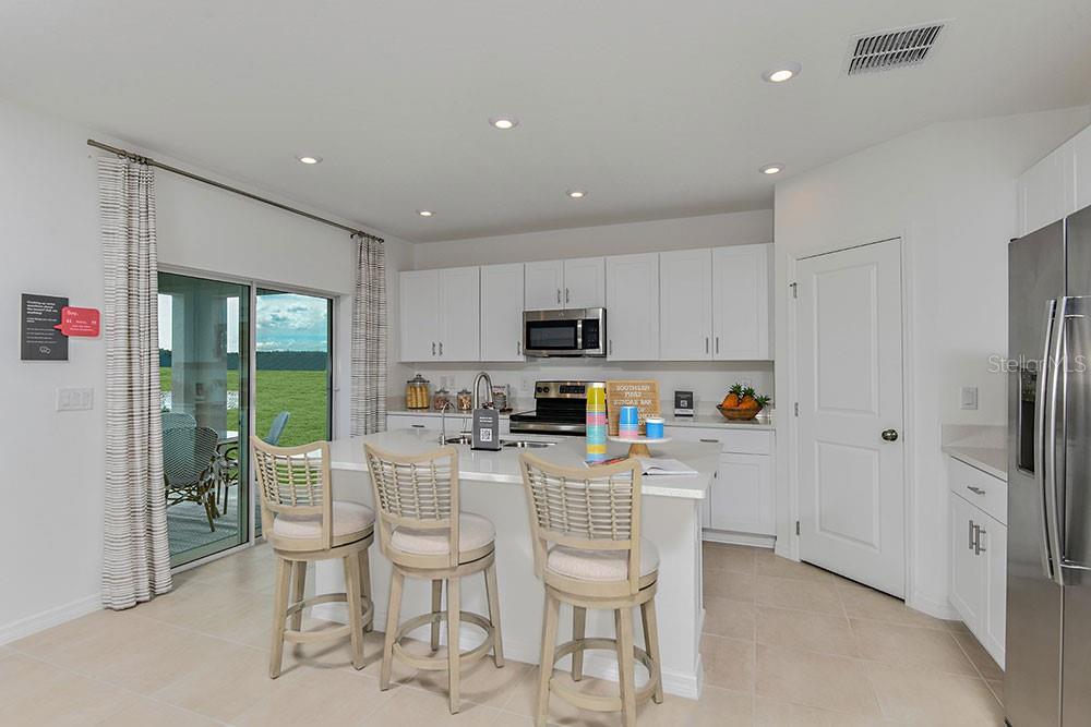 204 STREAMWATER WAY, GROVELAND, FL, 34736