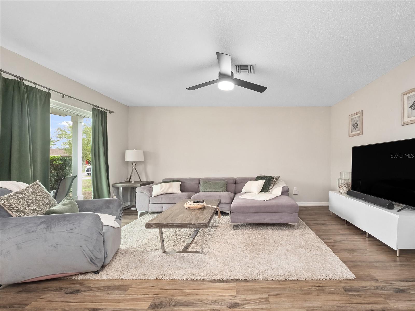 2733 MIDDLE ST, ORLANDO, FL, 32807