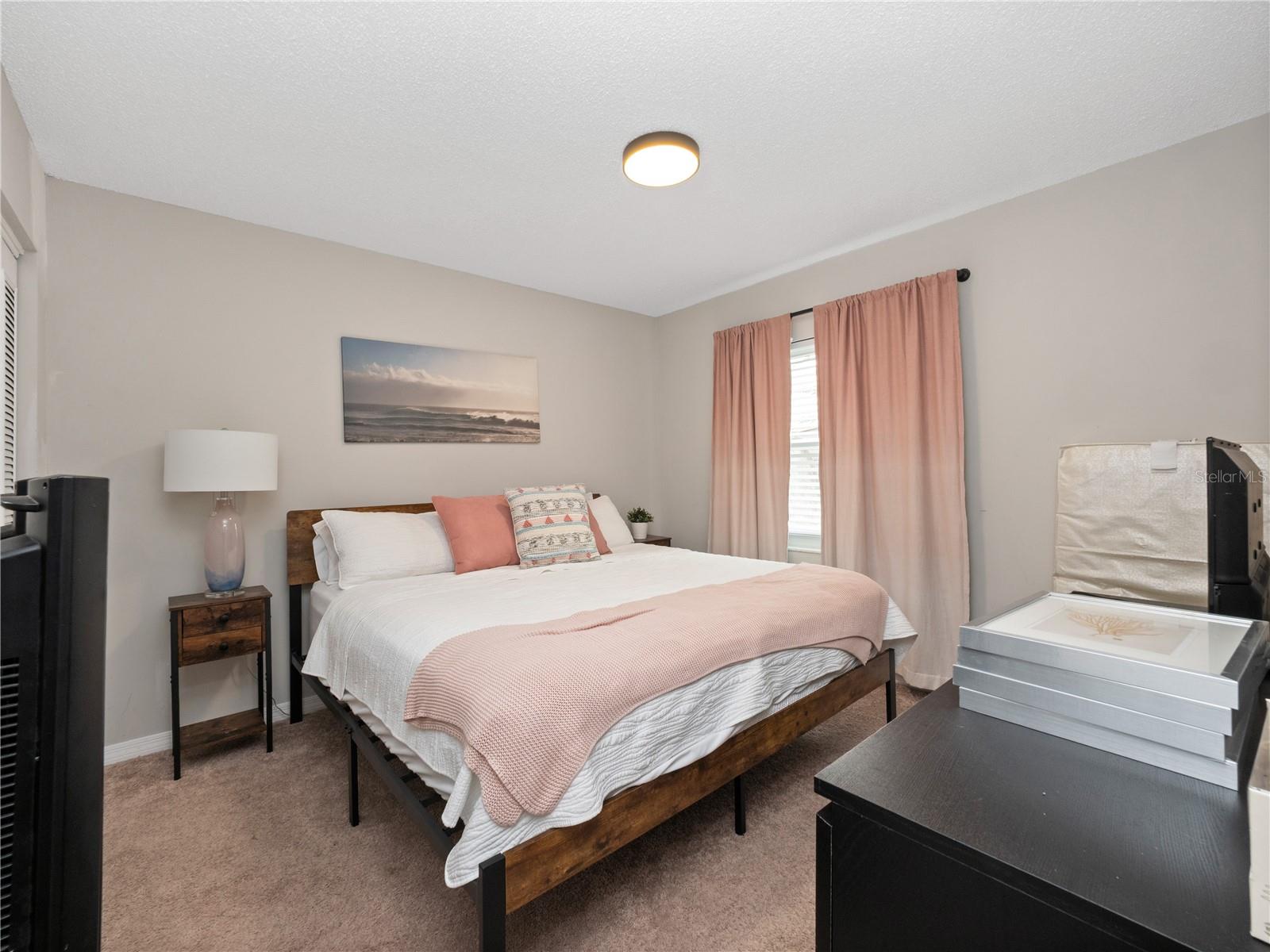 2733 MIDDLE ST, ORLANDO, FL, 32807