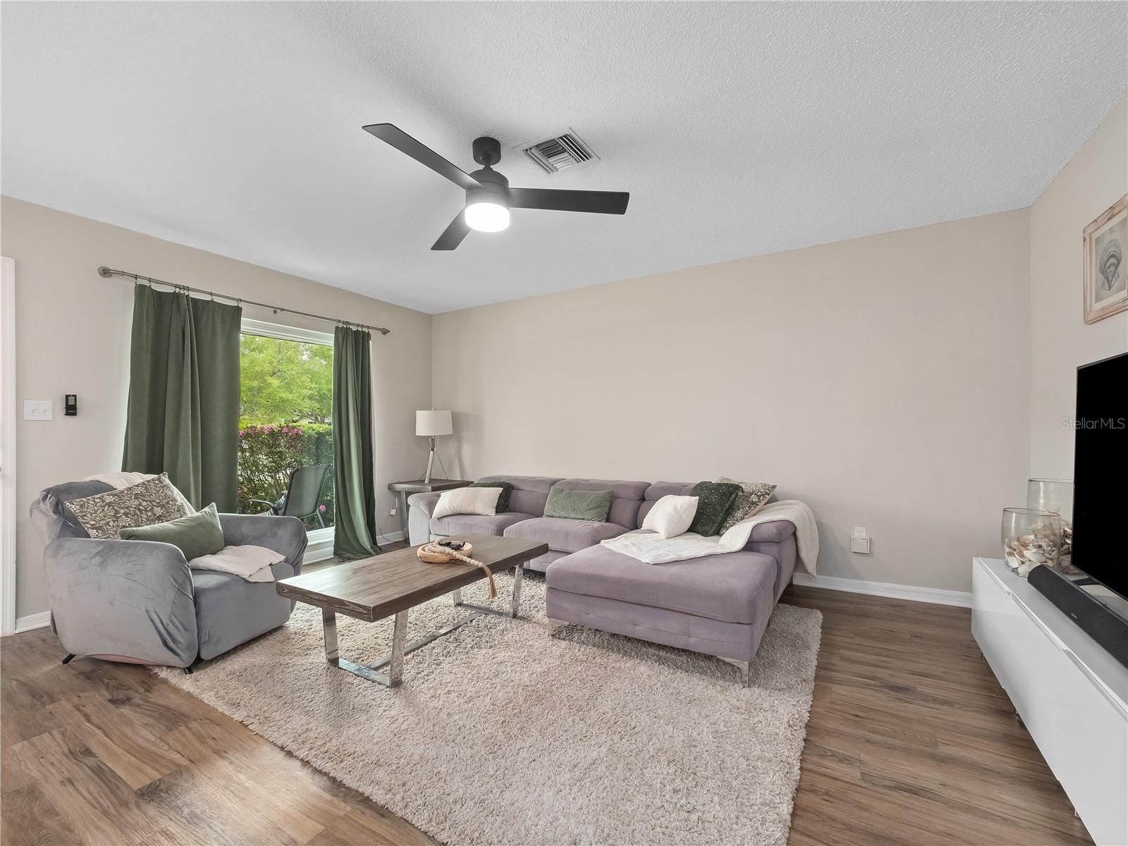 2733 MIDDLE ST, ORLANDO, FL, 32807