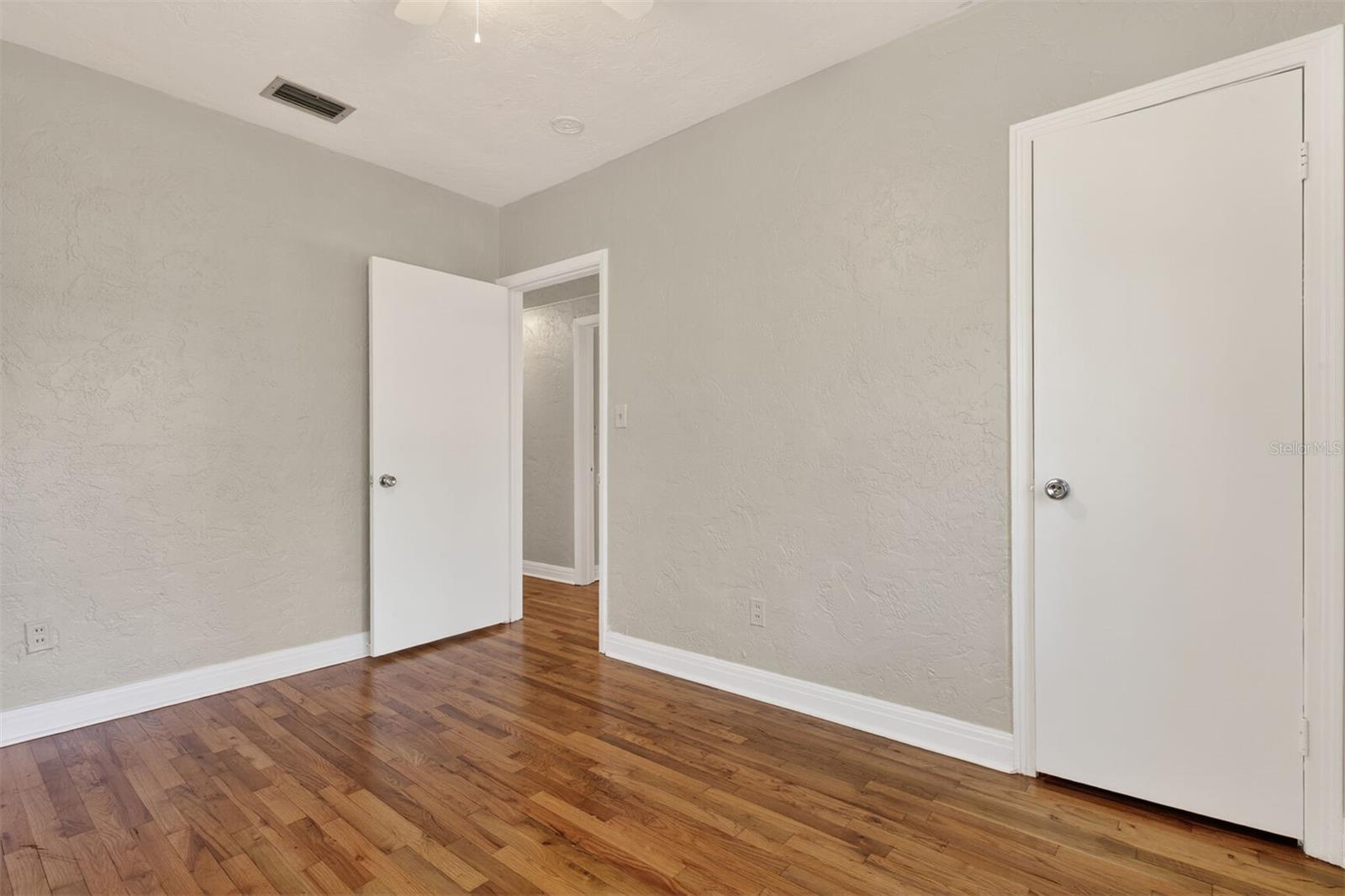 914 NE 11TH AVE, GAINESVILLE, FL, 32601