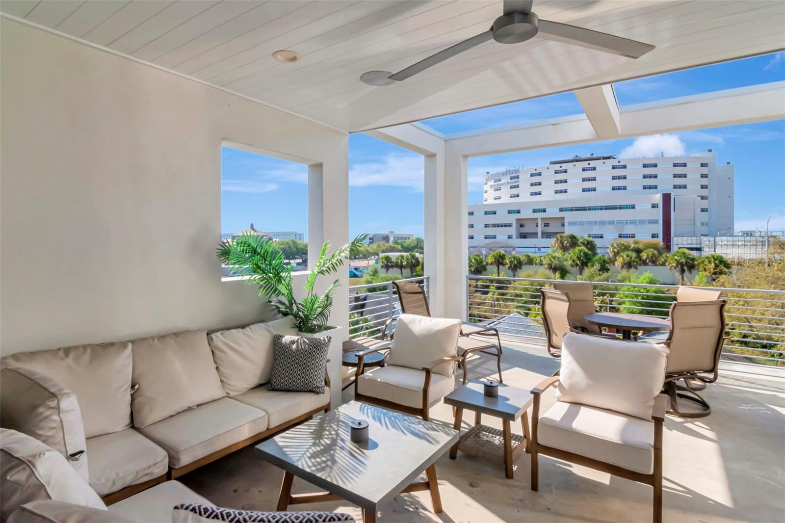 536 4TH AVE S #2, ST PETERSBURG, FL, 33701