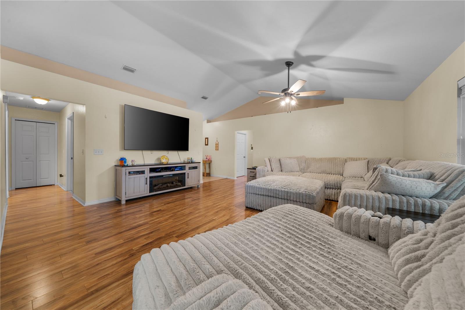 19261 NW 230TH ST, HIGH SPRINGS, FL, 32643