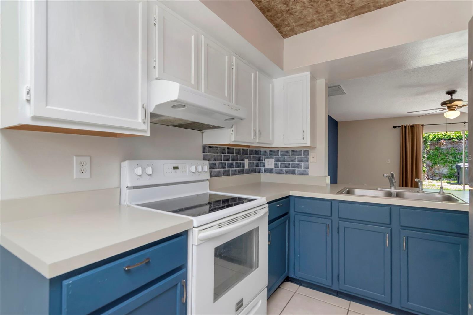 14053 NOTREVILLE WAY, TAMPA, FL, 33624