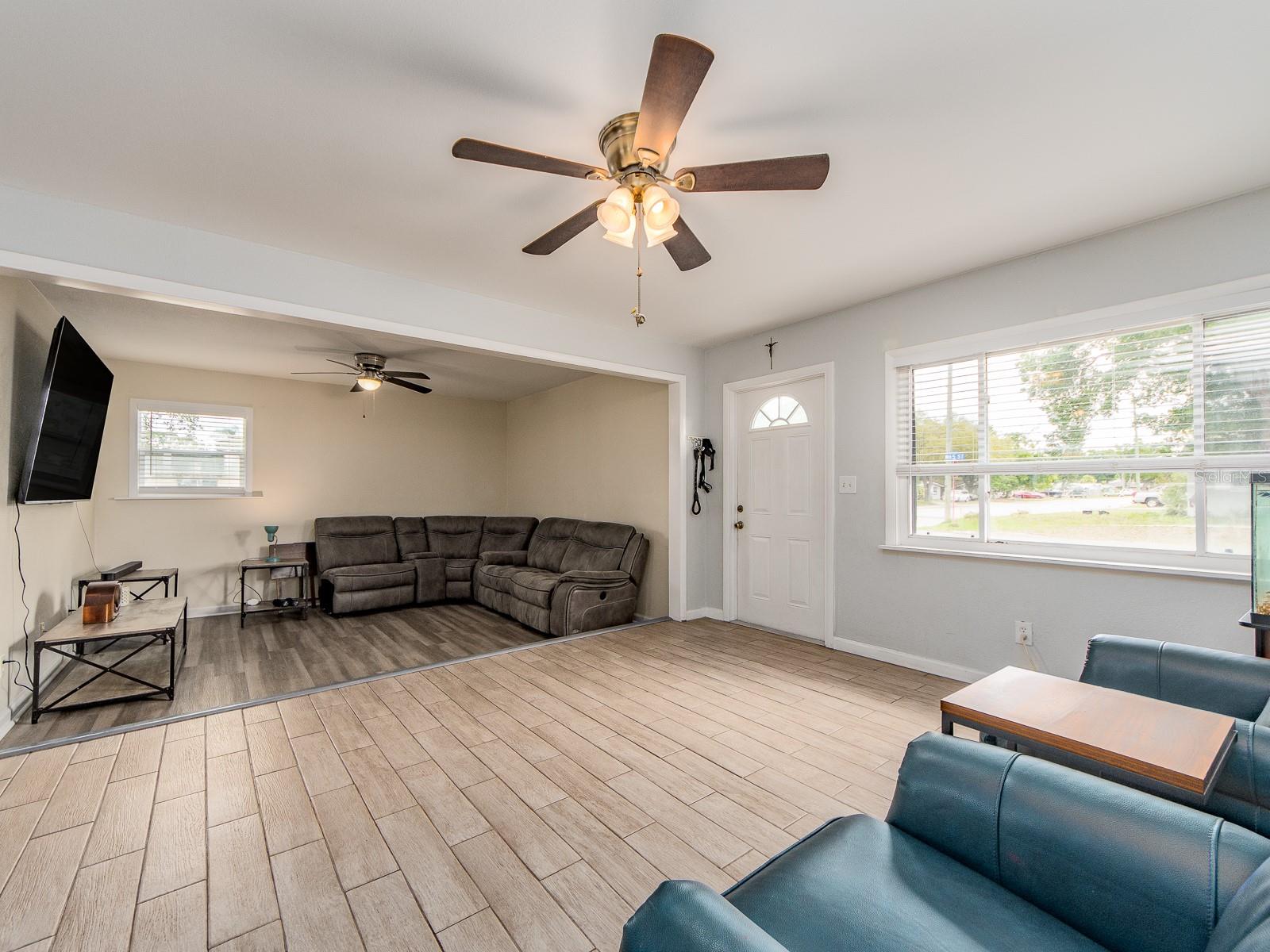 8194 65TH ST N, PINELLAS PARK, FL, 33781