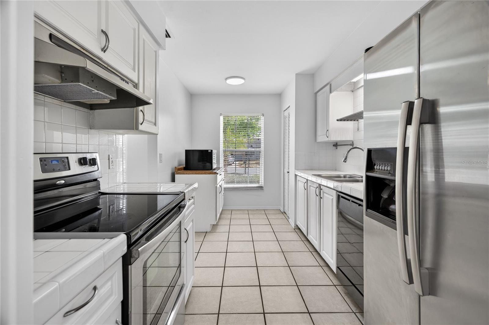 526 E GRANDVIEW WAY, CASSELBERRY, FL, 32707