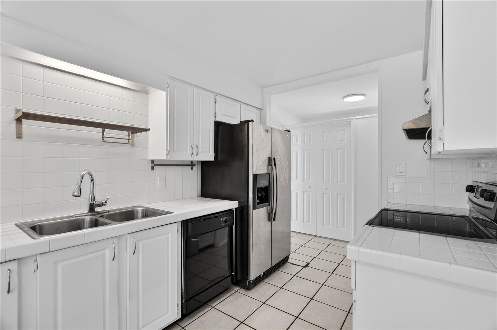 526 E GRANDVIEW WAY, CASSELBERRY, FL, 32707