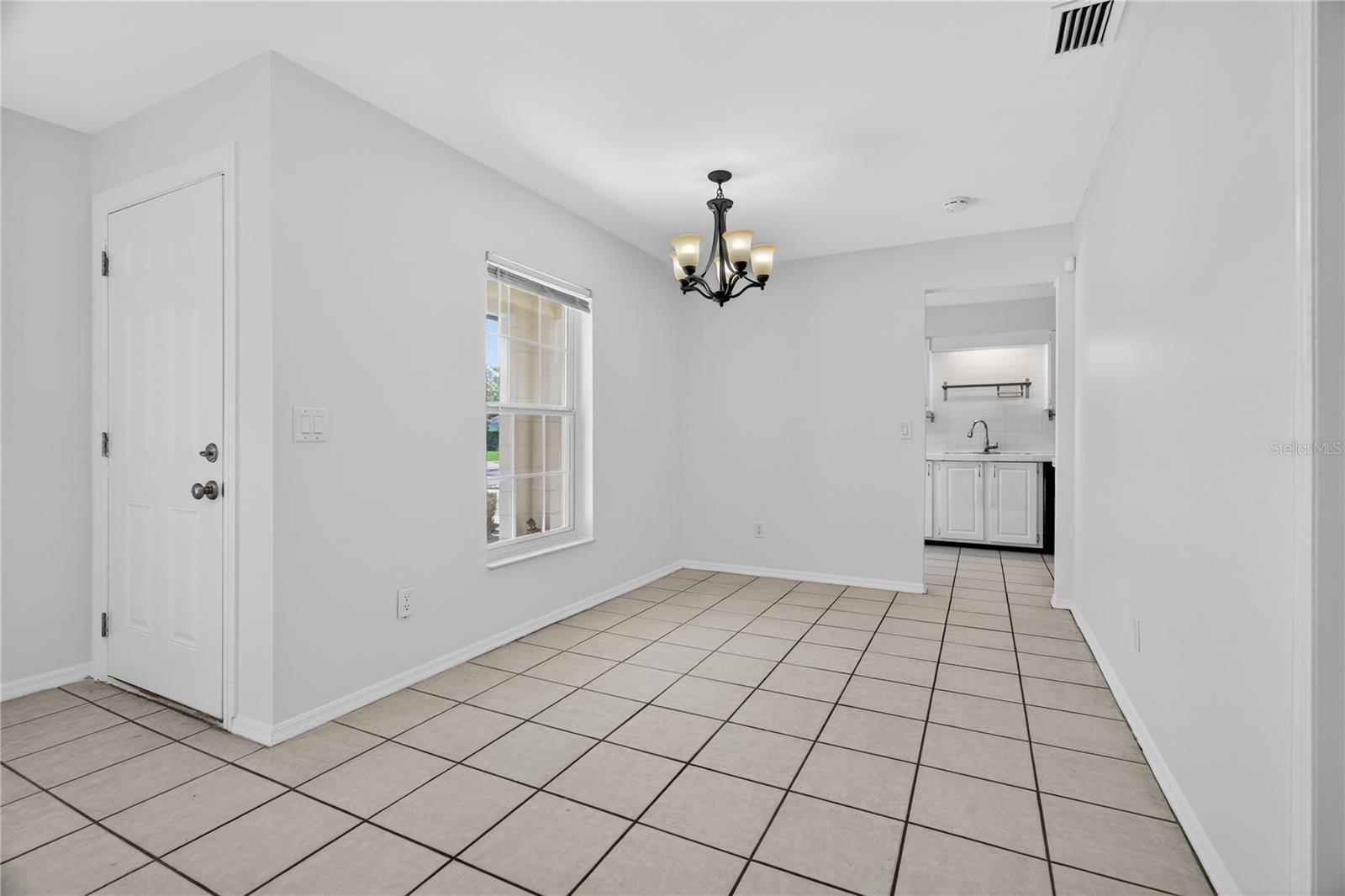 526 E GRANDVIEW WAY, CASSELBERRY, FL, 32707