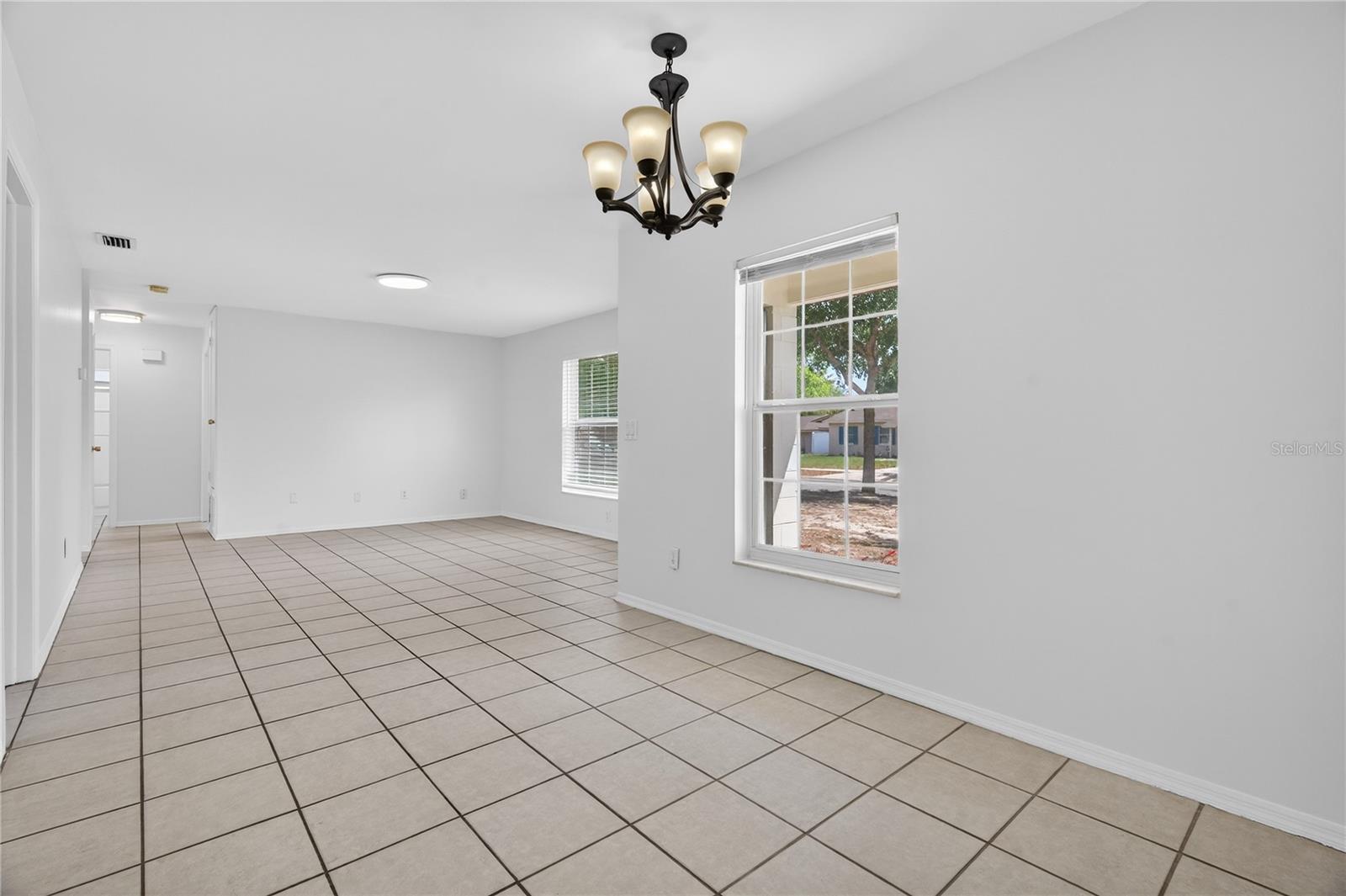 526 E GRANDVIEW WAY, CASSELBERRY, FL, 32707