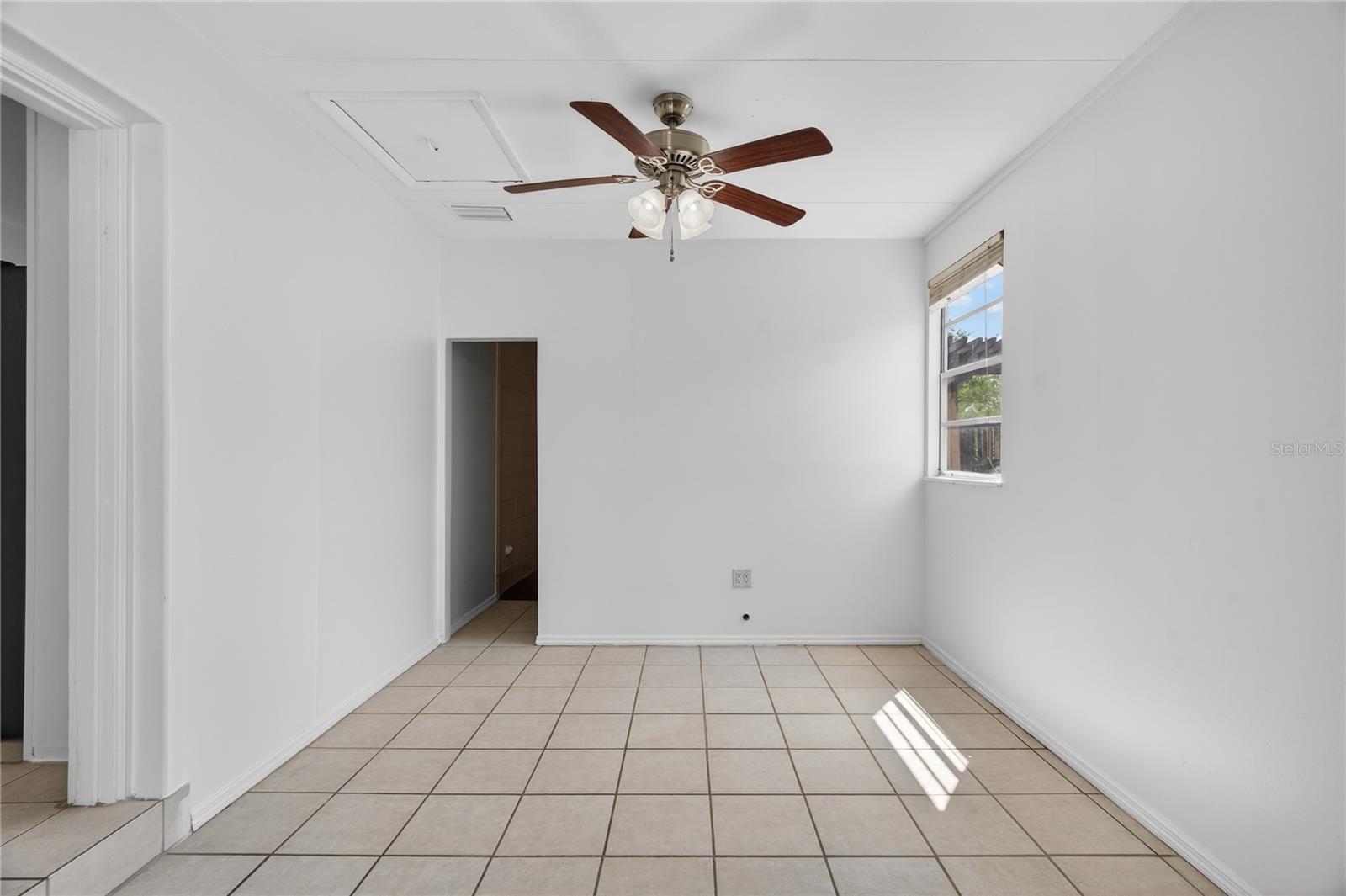 526 E GRANDVIEW WAY, CASSELBERRY, FL, 32707